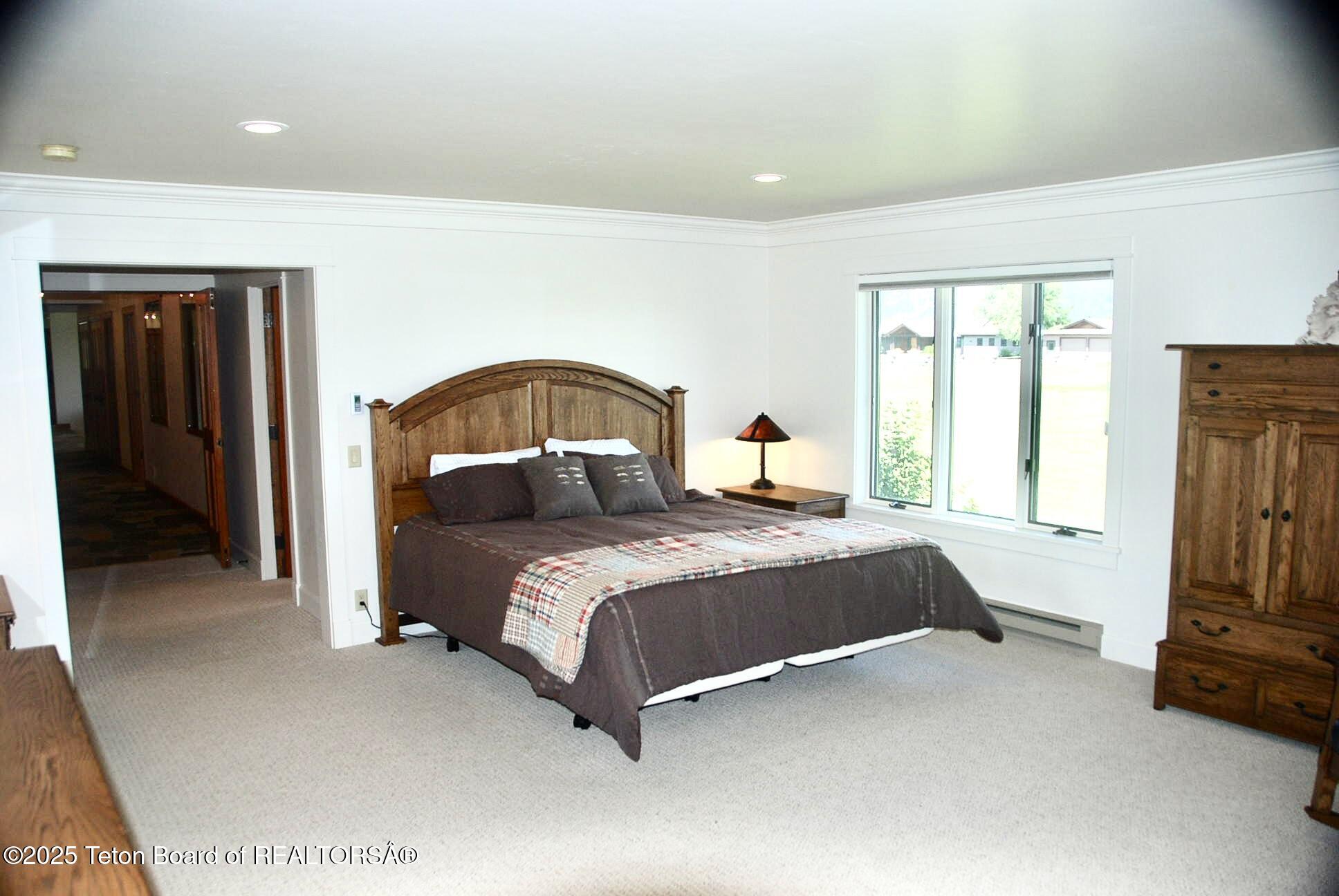 460 MOULTON LOOP Road