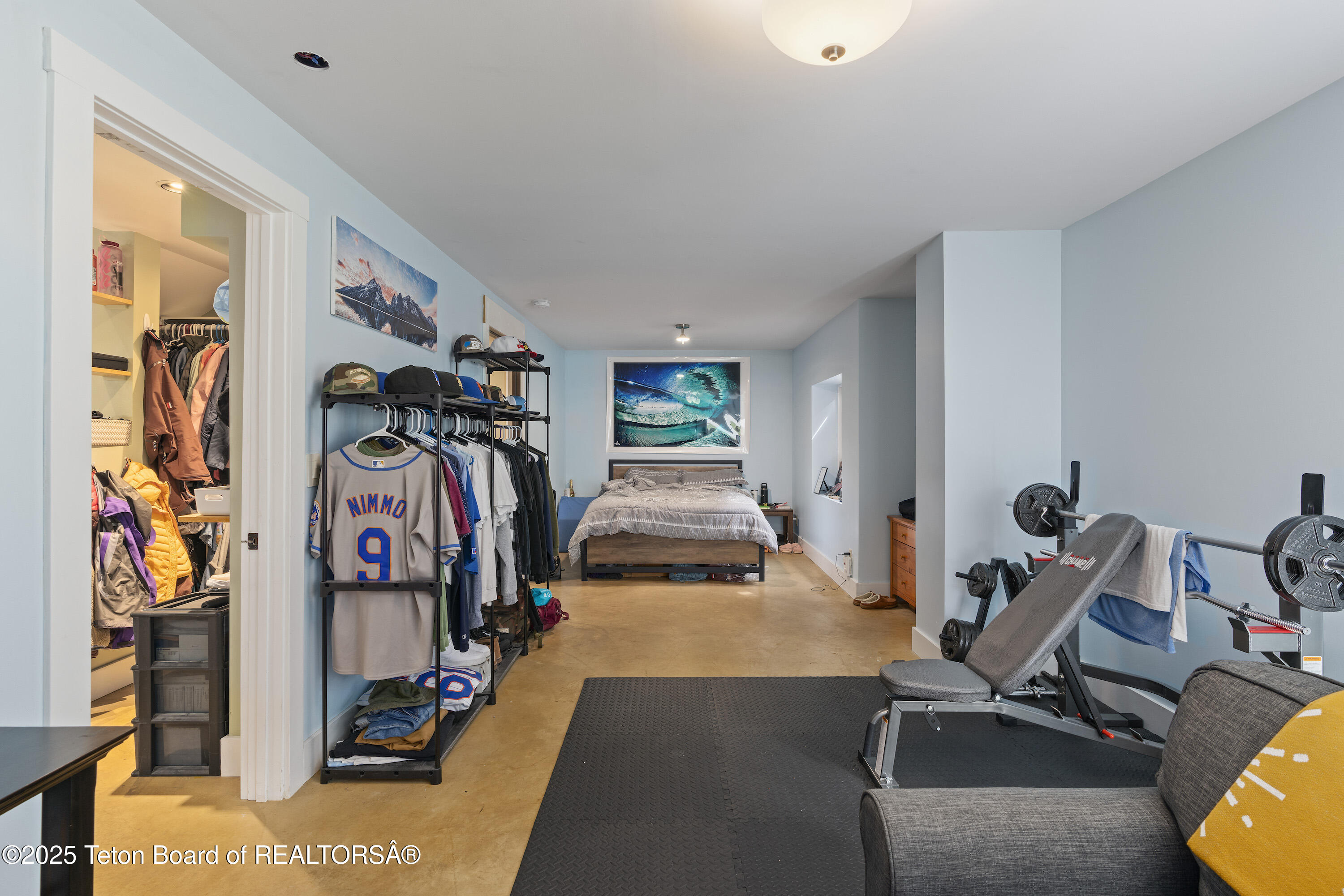 663&665 E KELLY Avenue