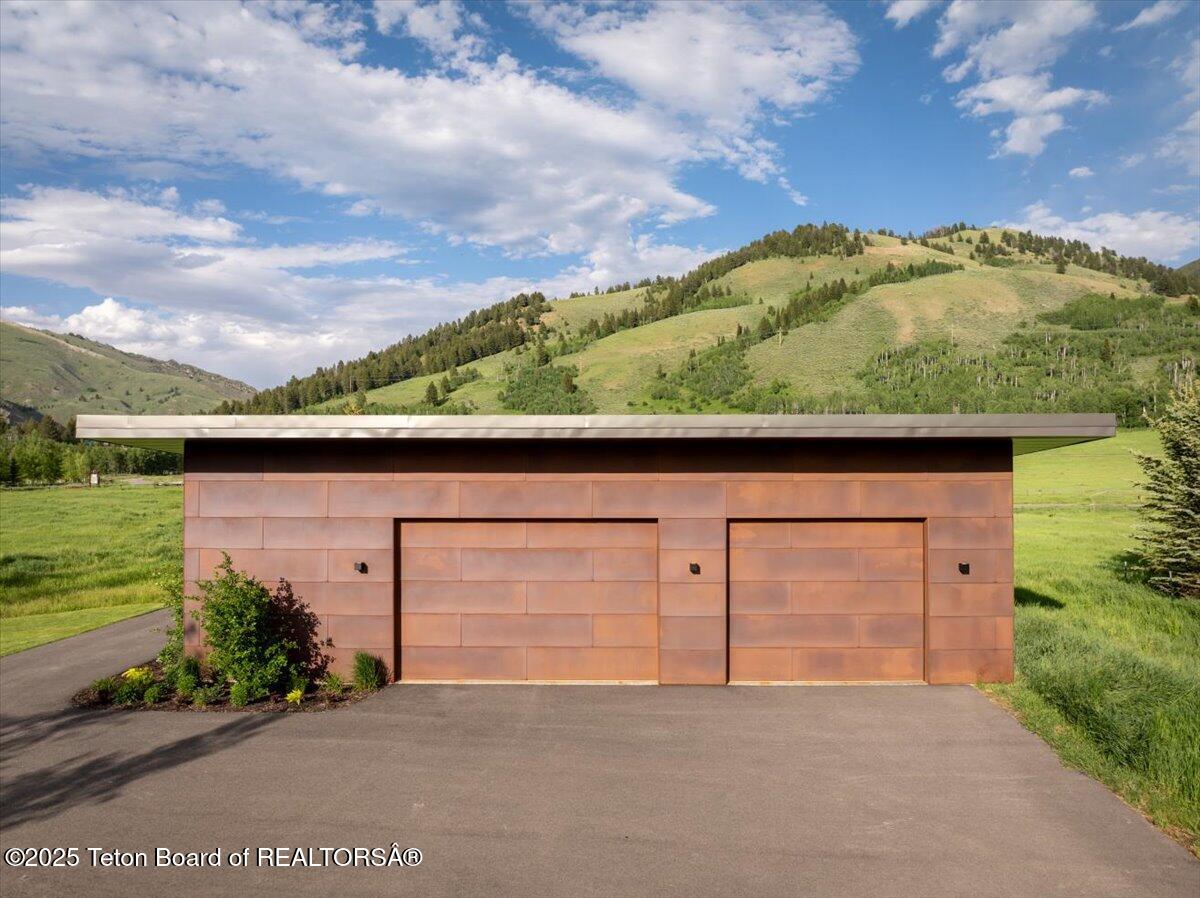 13175 S RIVER BEND Road