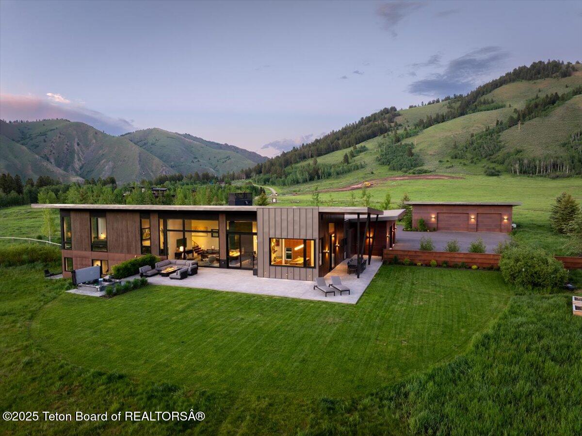 13175 S RIVER BEND Road