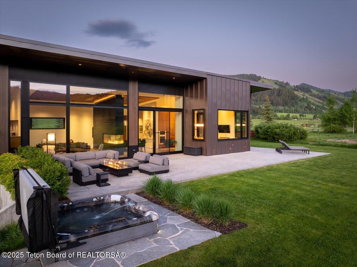 13175 S RIVER BEND Road