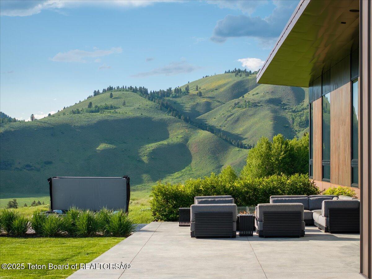 13175 S RIVER BEND Road