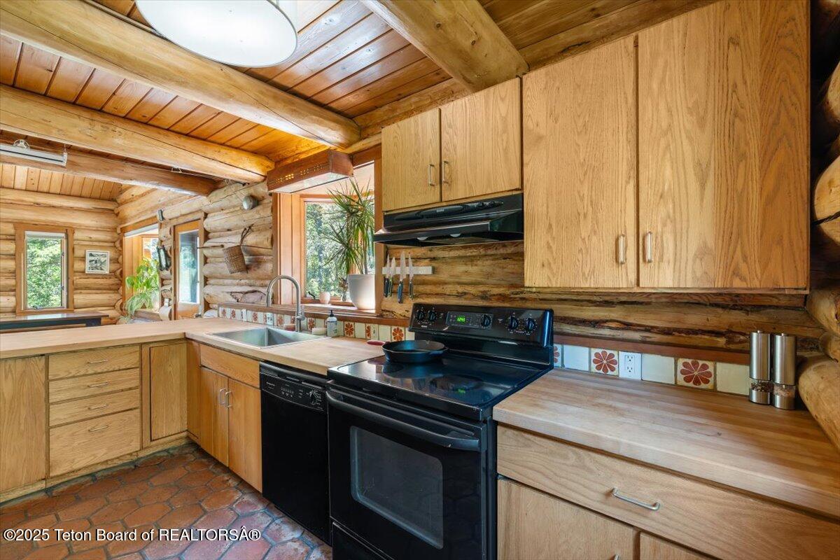 6250 W PAINTBRUSH Trail