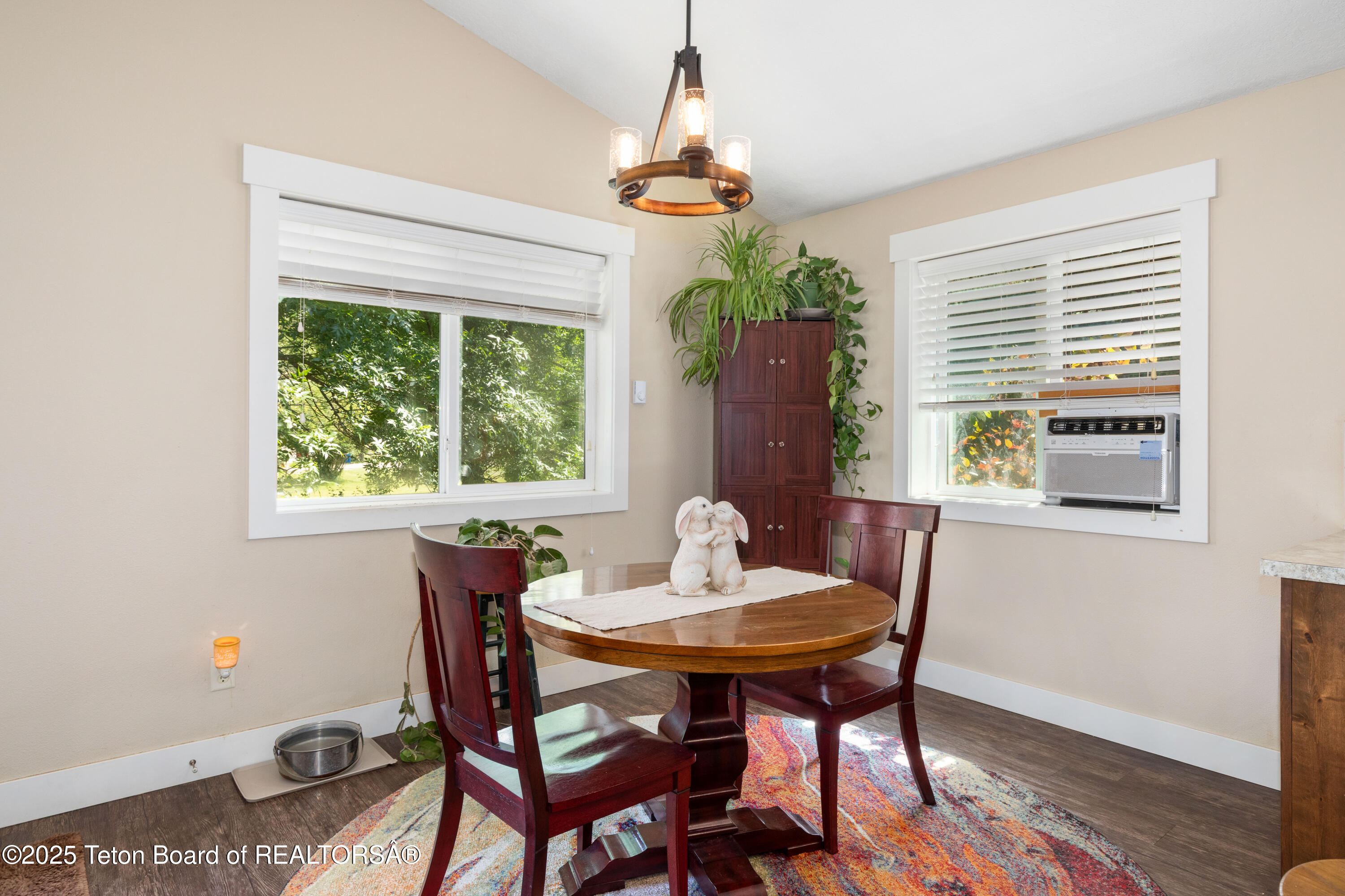 515 THREE RIVERS Drive