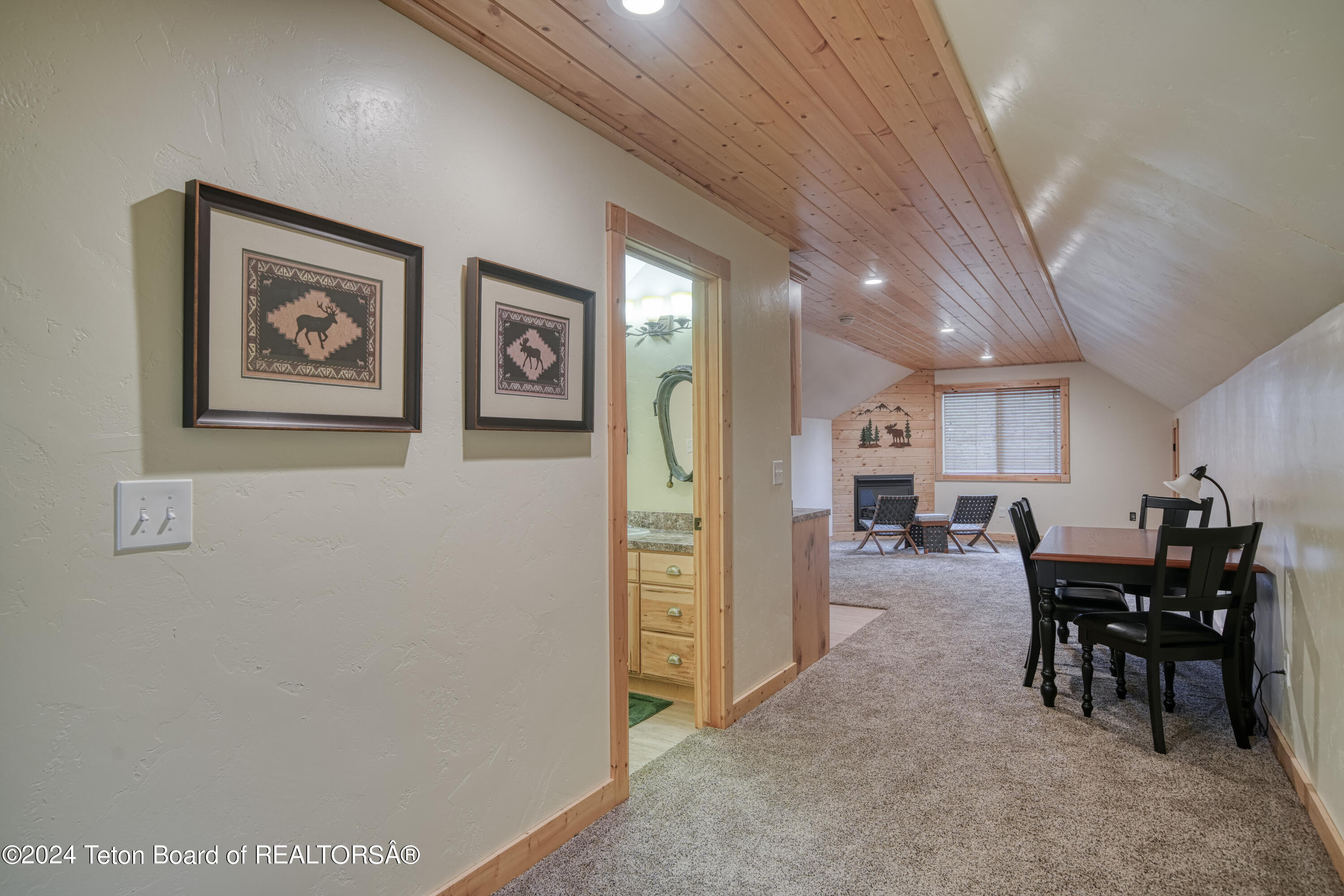 4008/4010 WEASEL Street