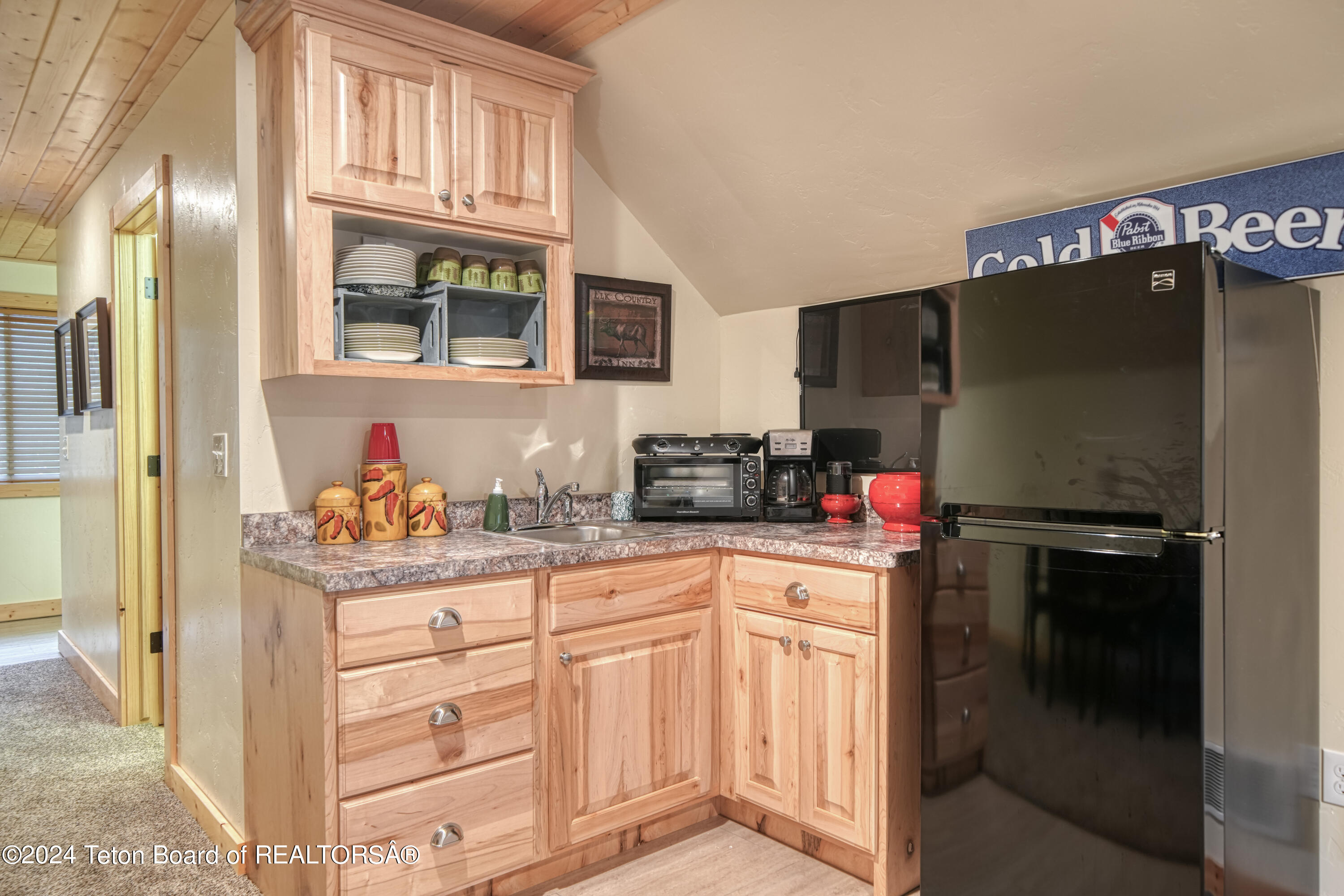 4008/4010 WEASEL Street