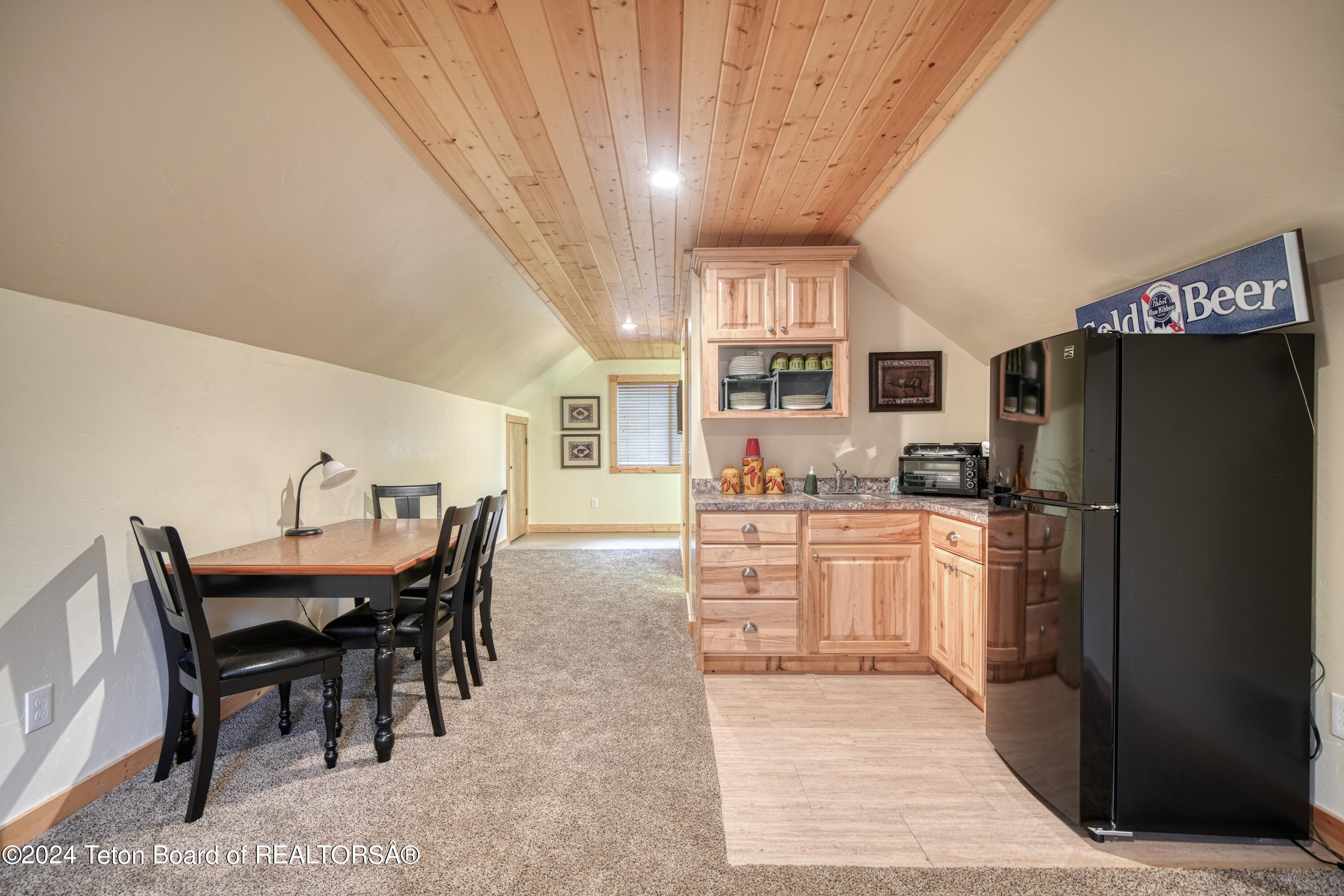 4008/4010 WEASEL Street