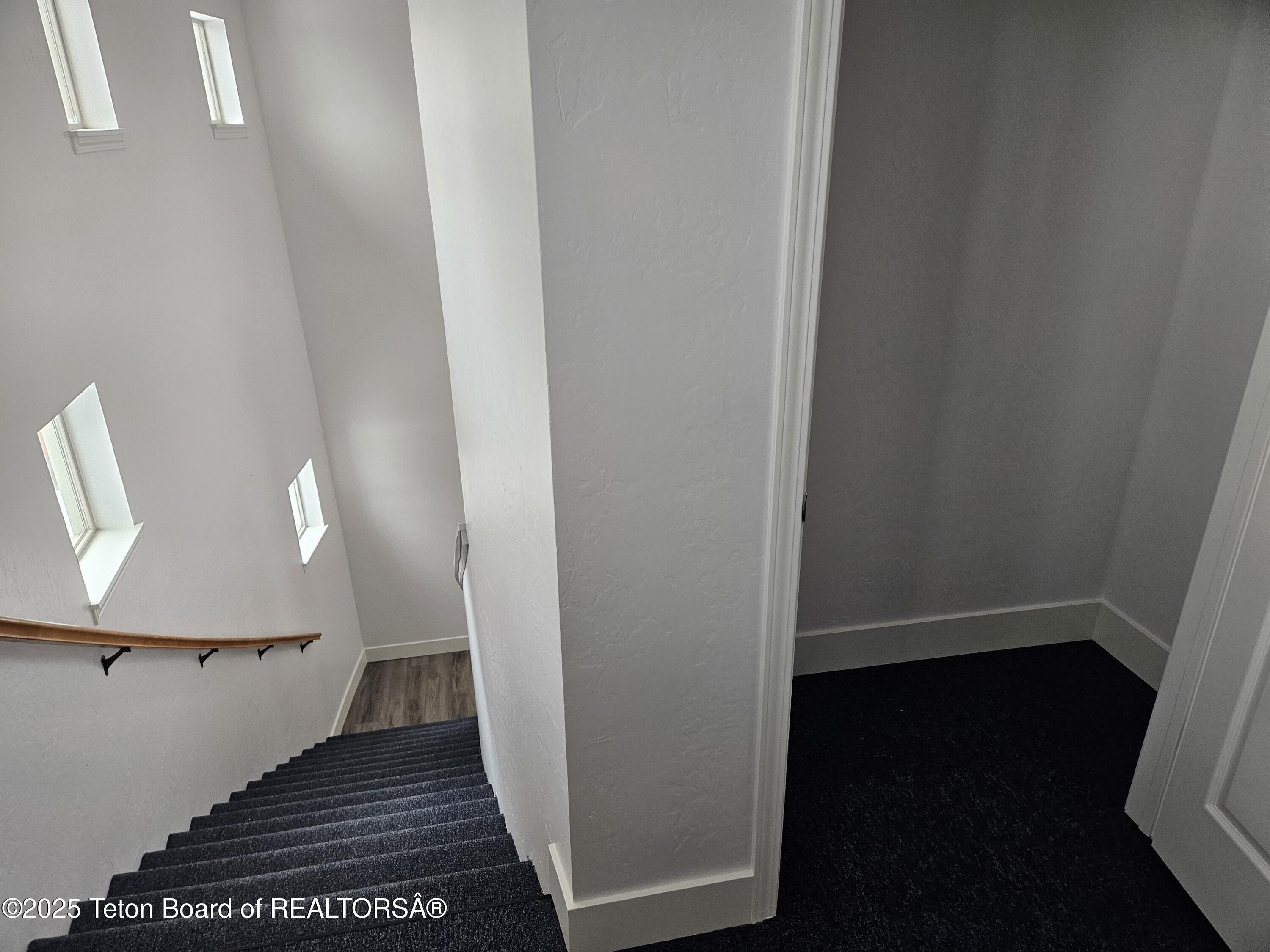 7580 MOUNTAIN LAUREL Drive, A-8