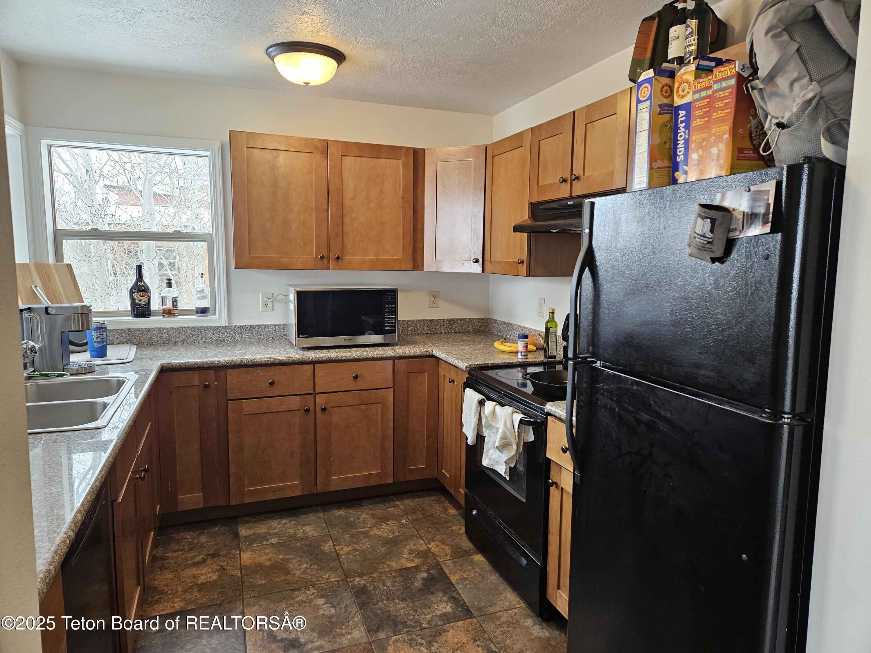 7580 MOUNTAIN LAUREL Drive, A-8