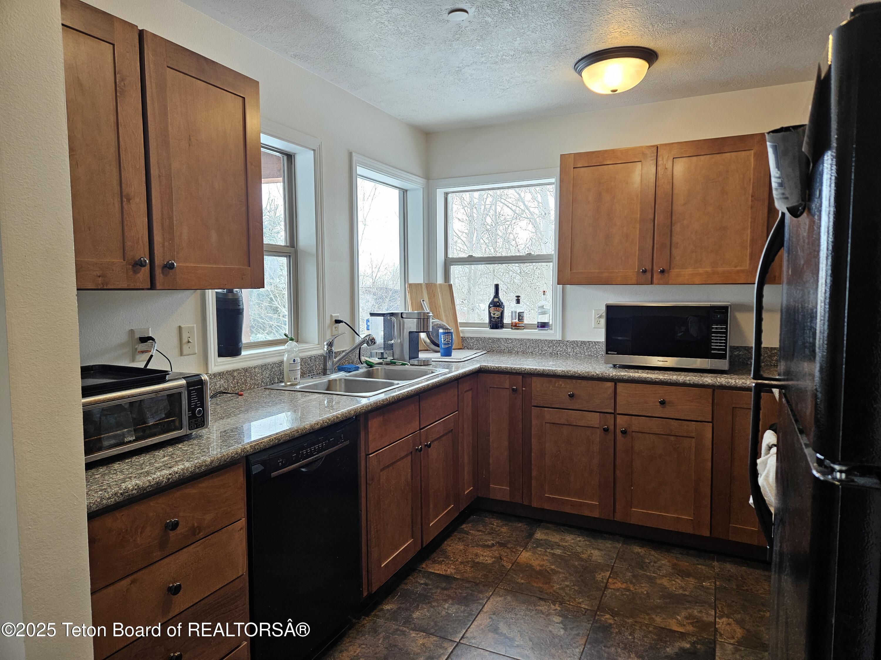 7580 MOUNTAIN LAUREL Drive, A-8