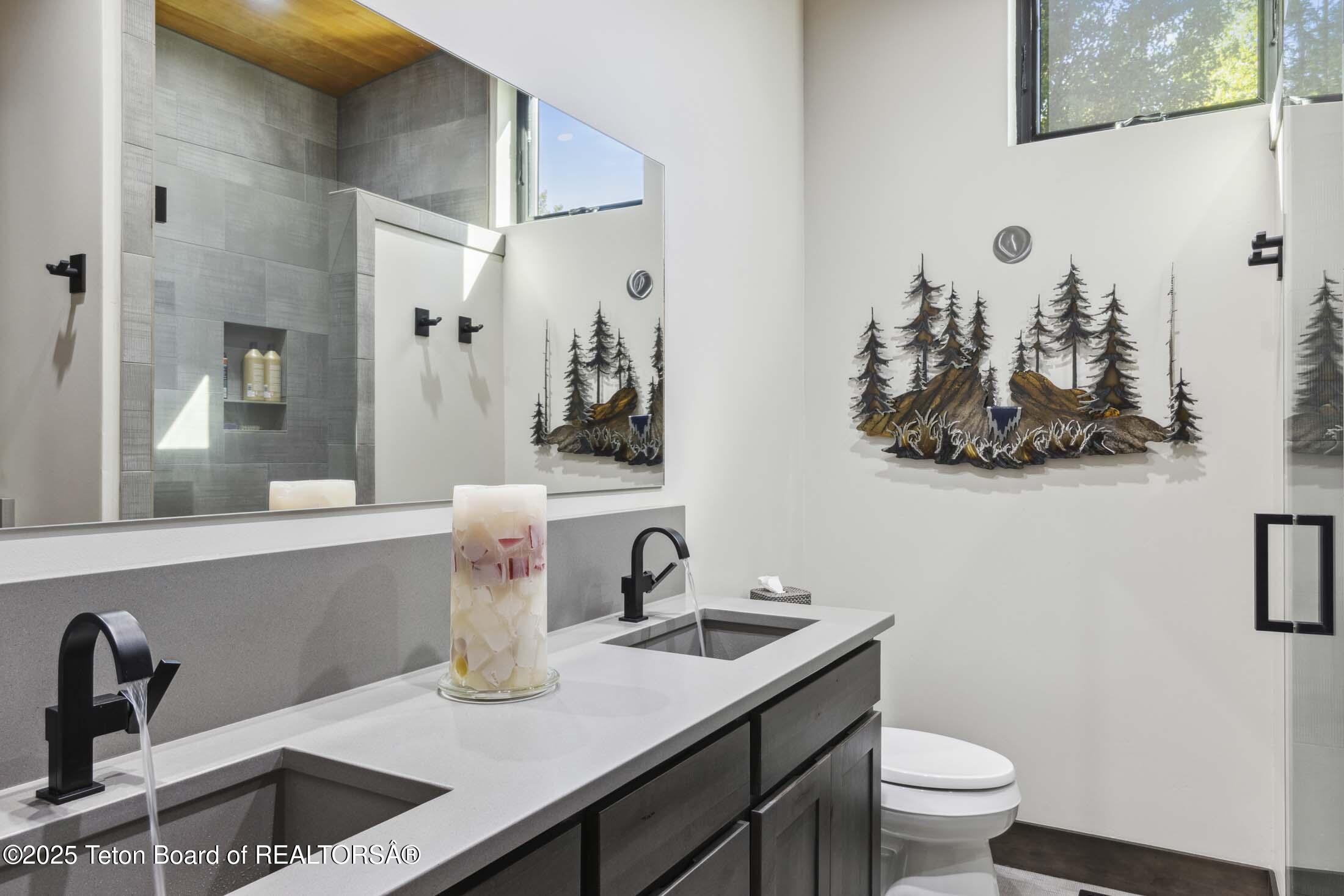 440 GRANITE RDG Drive