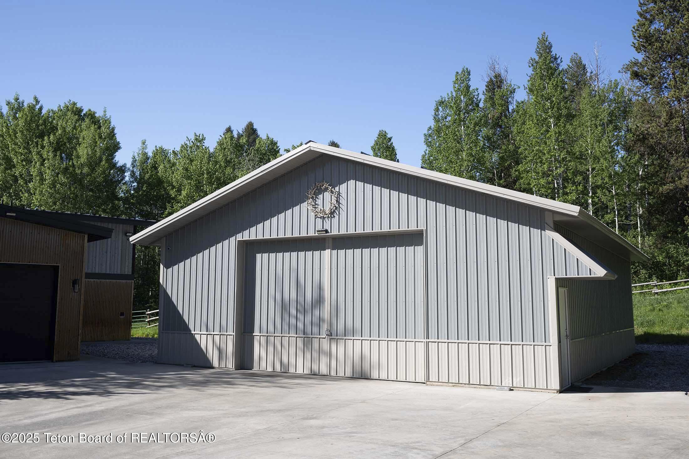 440 GRANITE RDG Drive