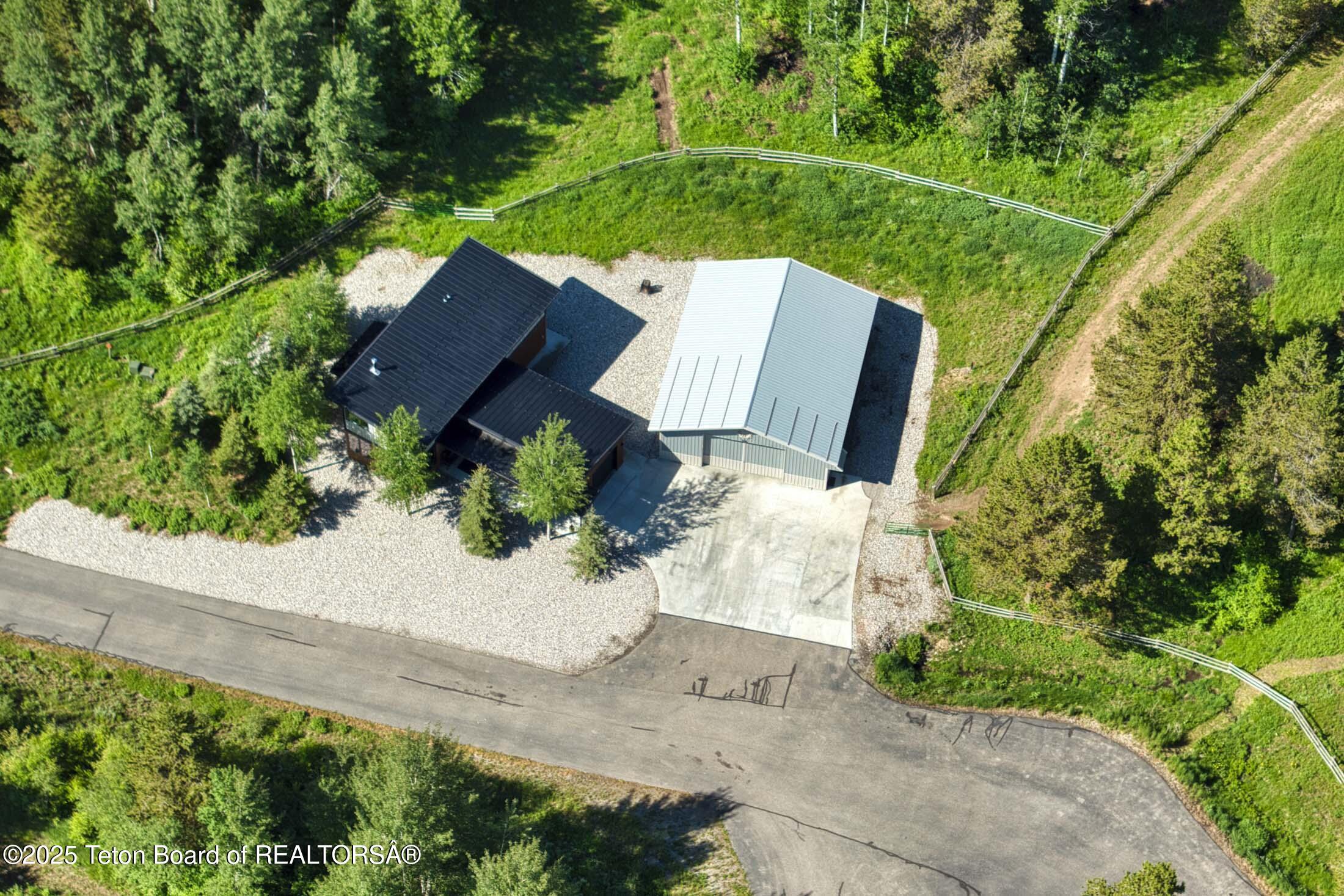 440 GRANITE RDG Drive