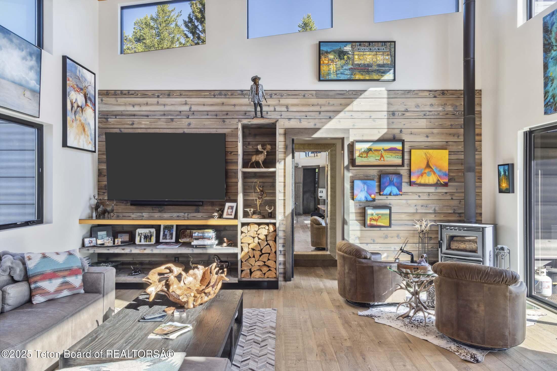 440 GRANITE RDG Drive