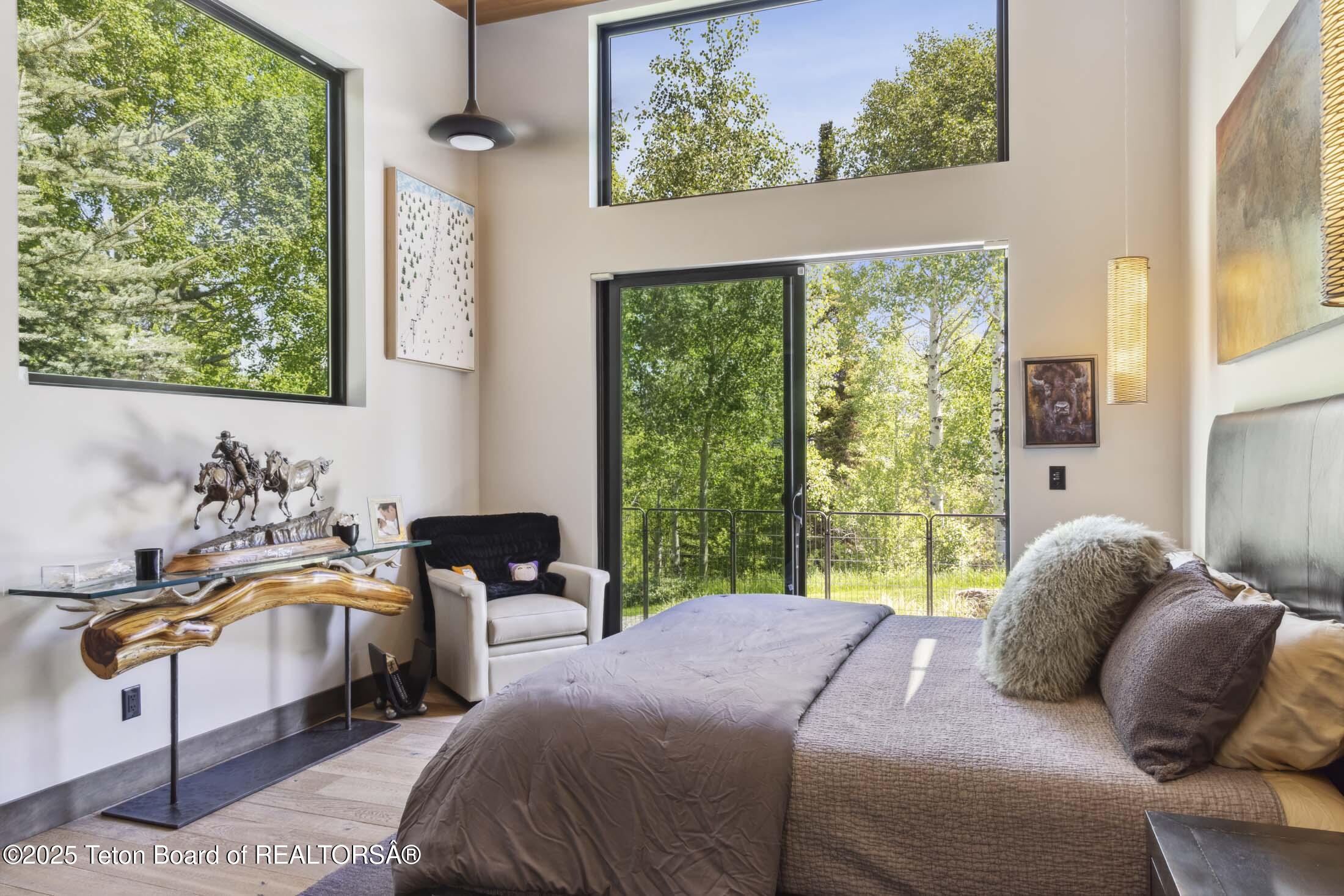 440 GRANITE RDG Drive