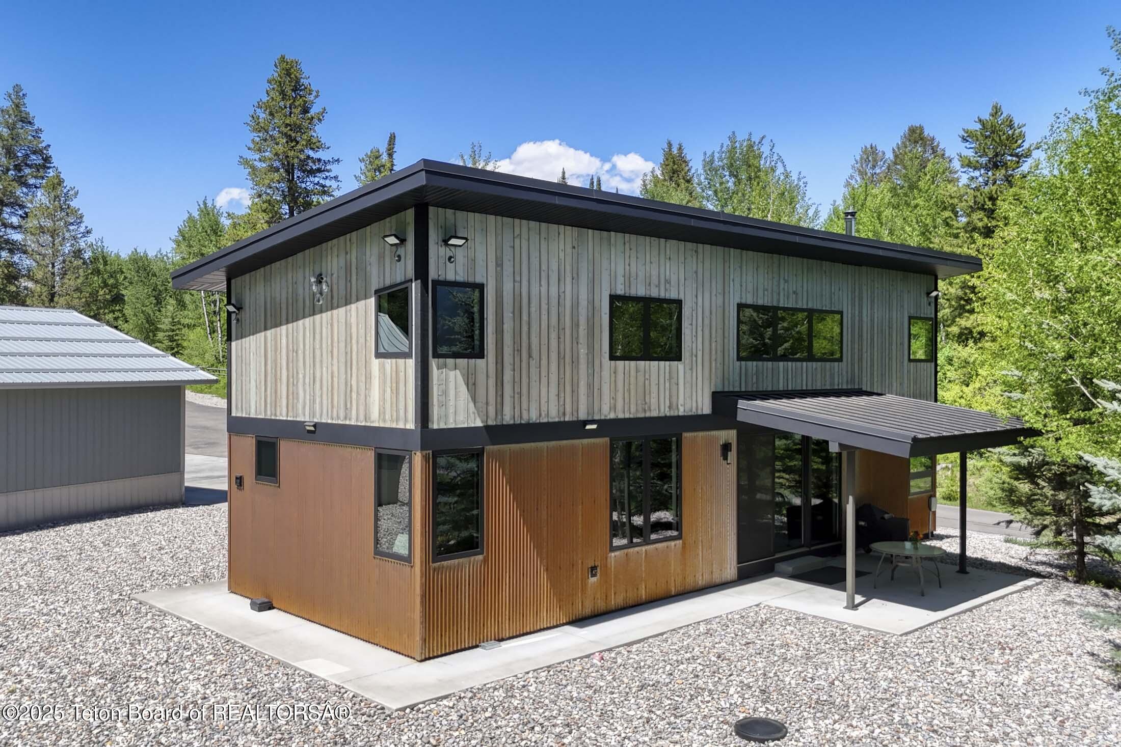 440 GRANITE RDG Drive