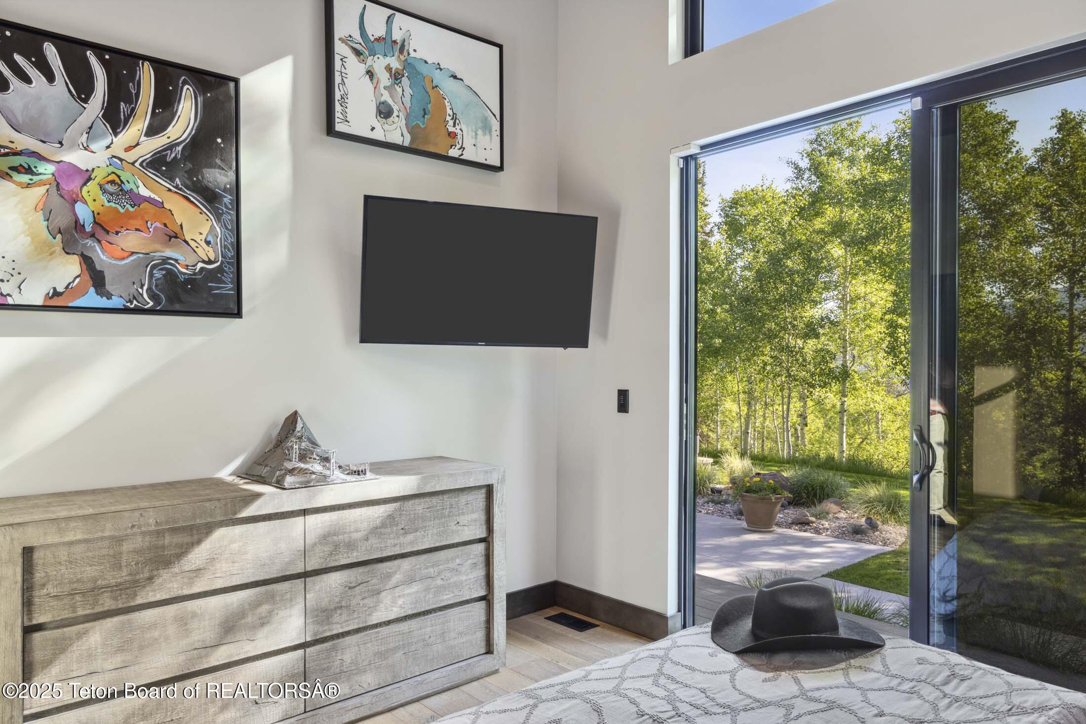 440 GRANITE RDG Drive