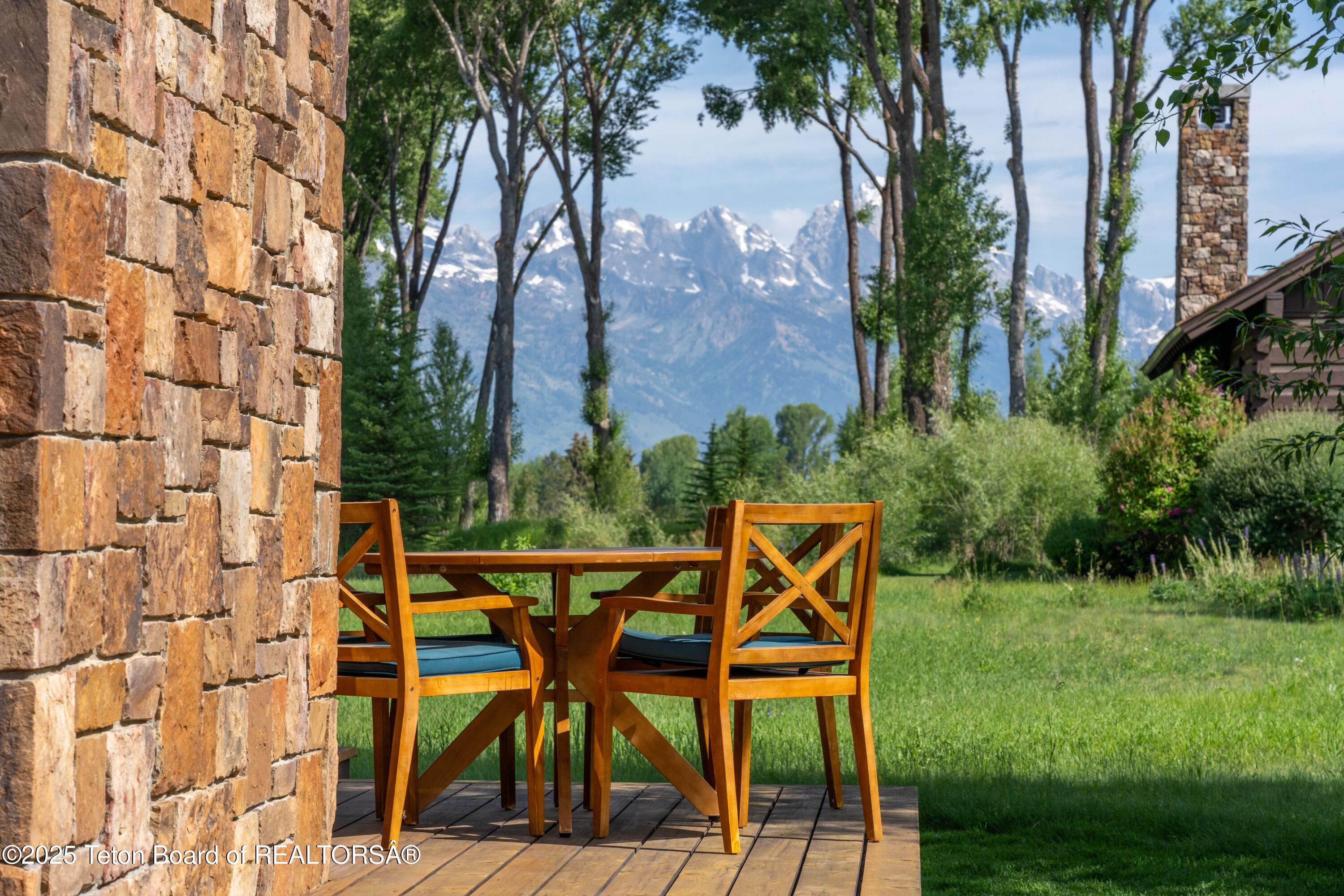 5862 N CONEFLOWER Drive, 17