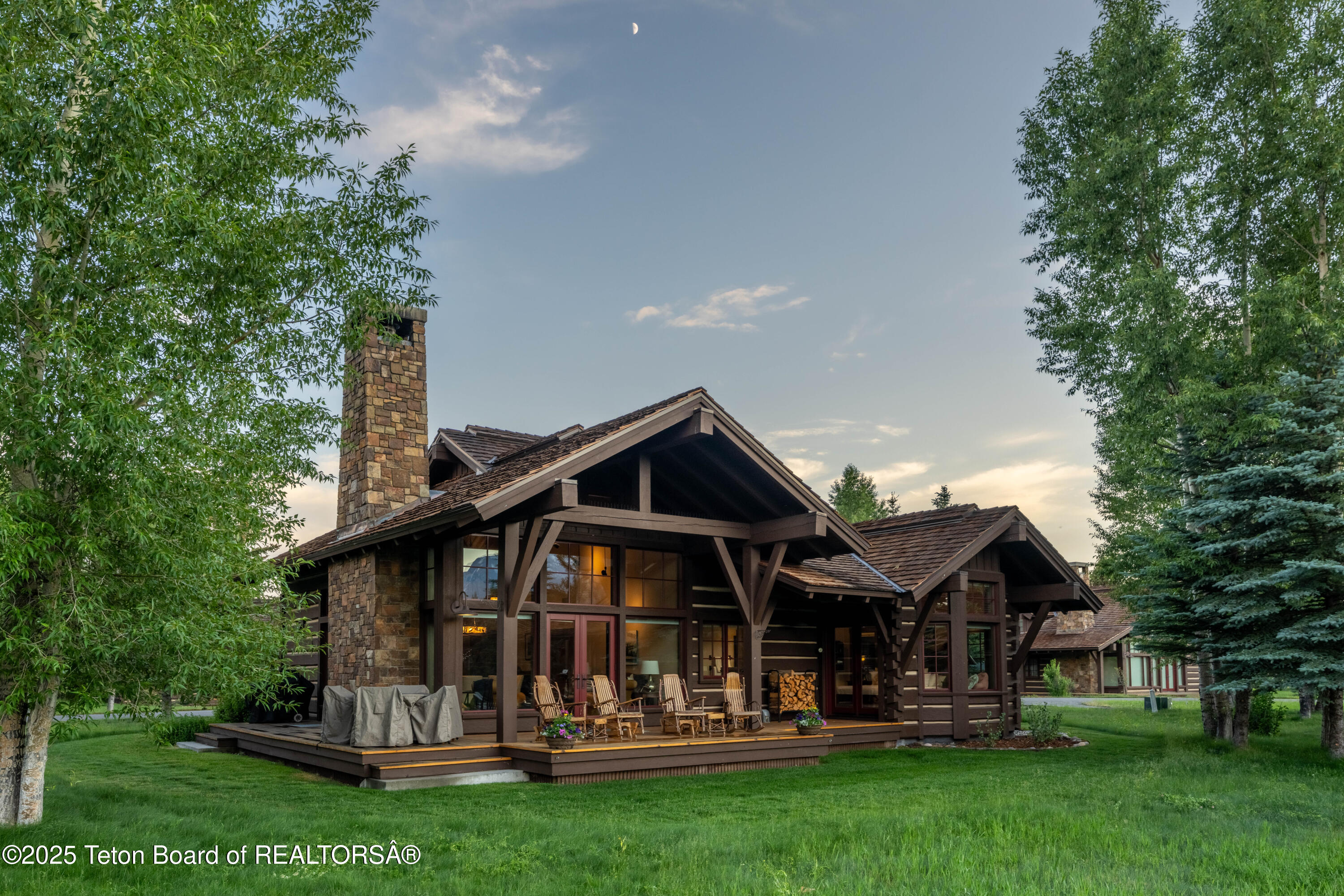 5862 N CONEFLOWER Drive, 17