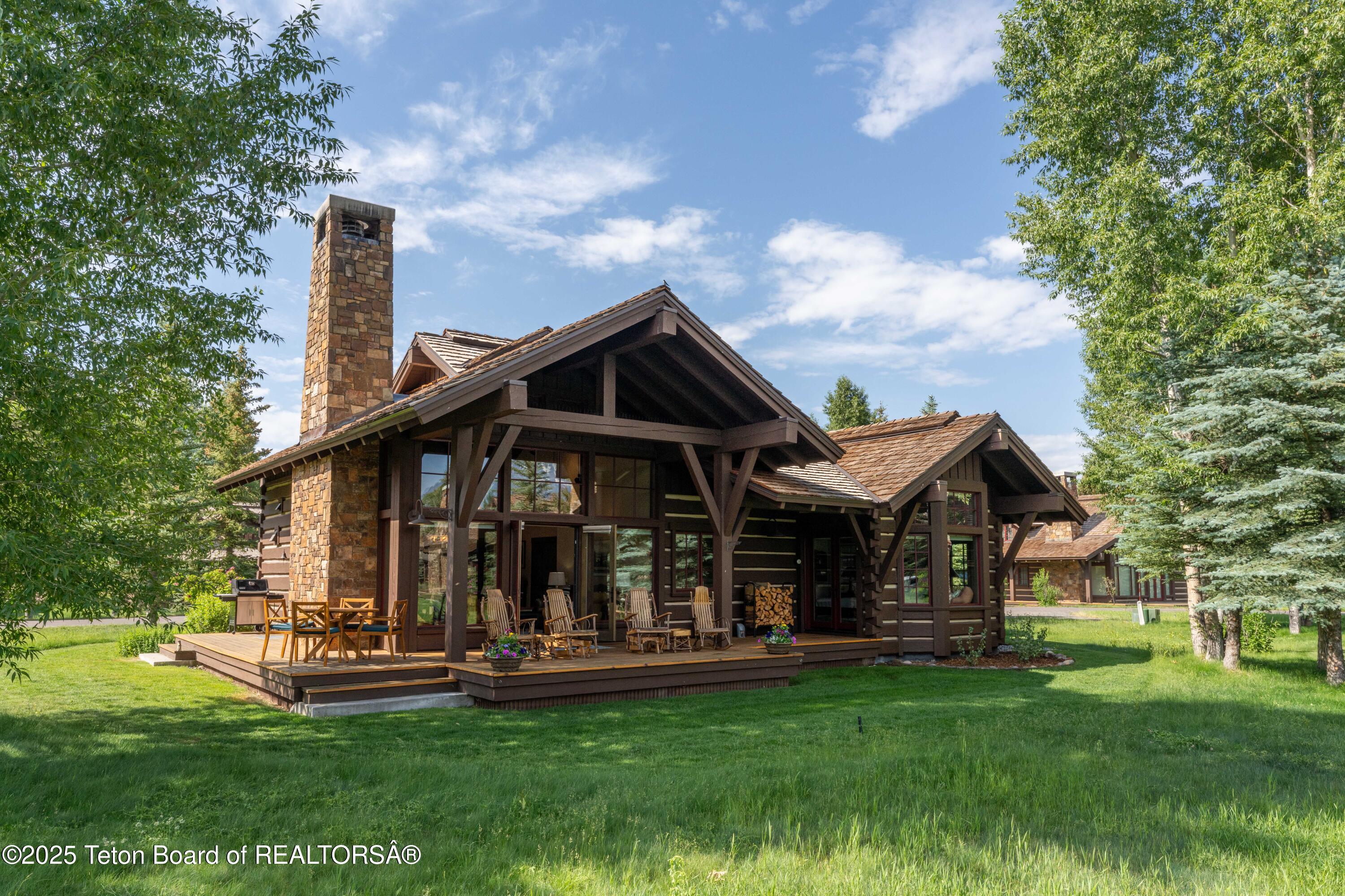 5862 N CONEFLOWER Drive, 17