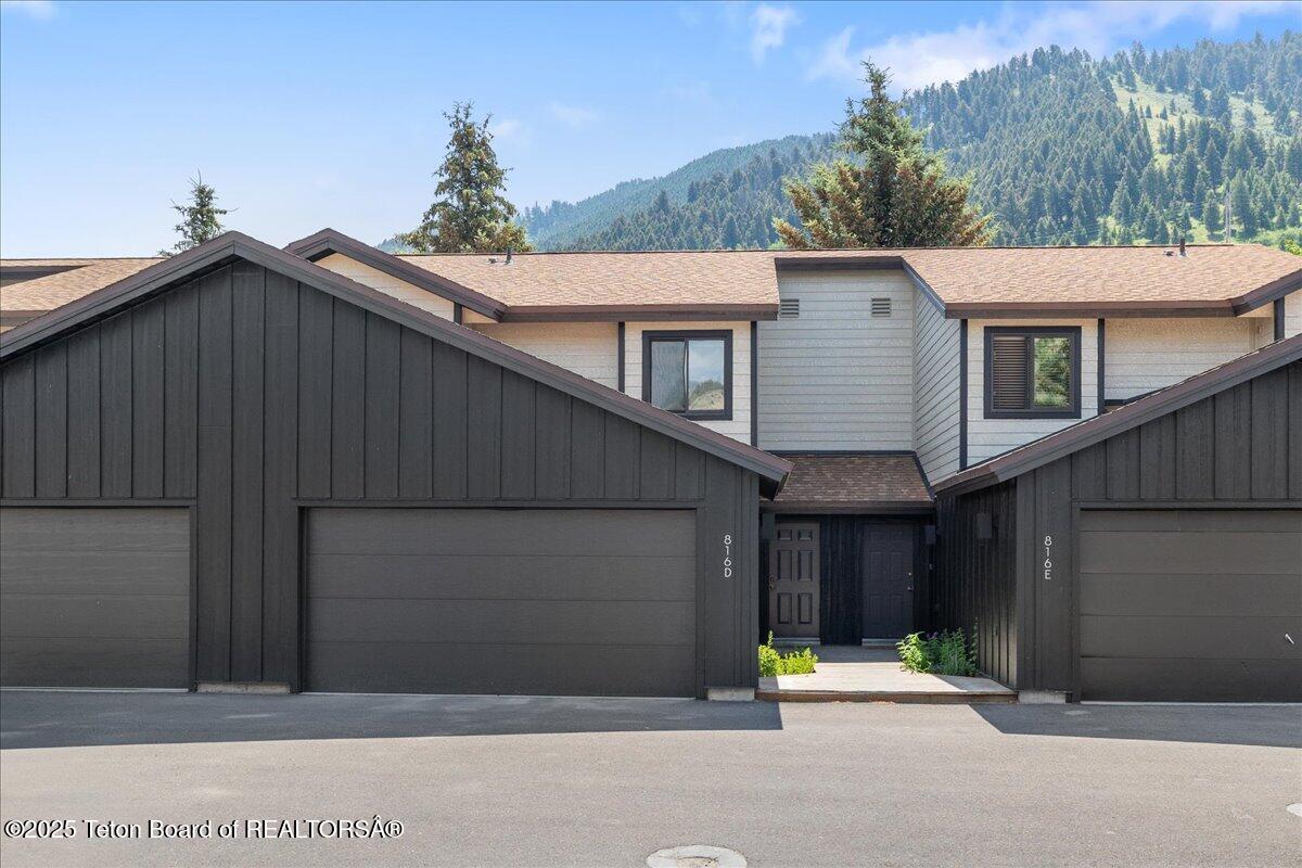 816 POWDERHORN Lane, 816D