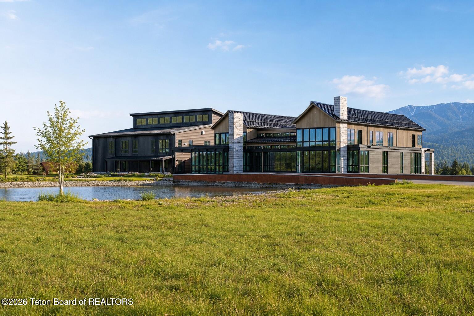 208 ALPINE VILLAGE CIRCLE