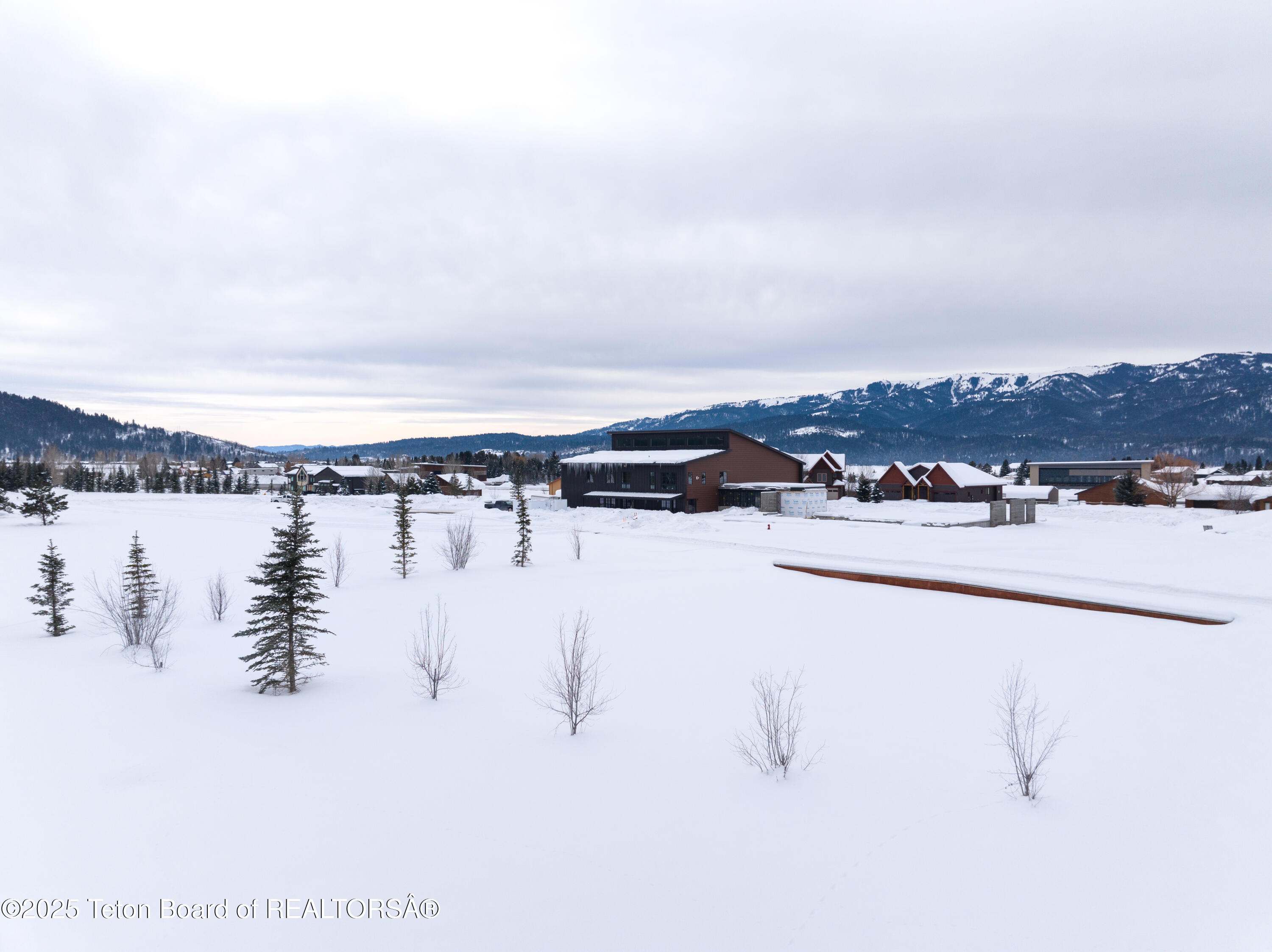 208 ALPINE VILLAGE CIRCLE