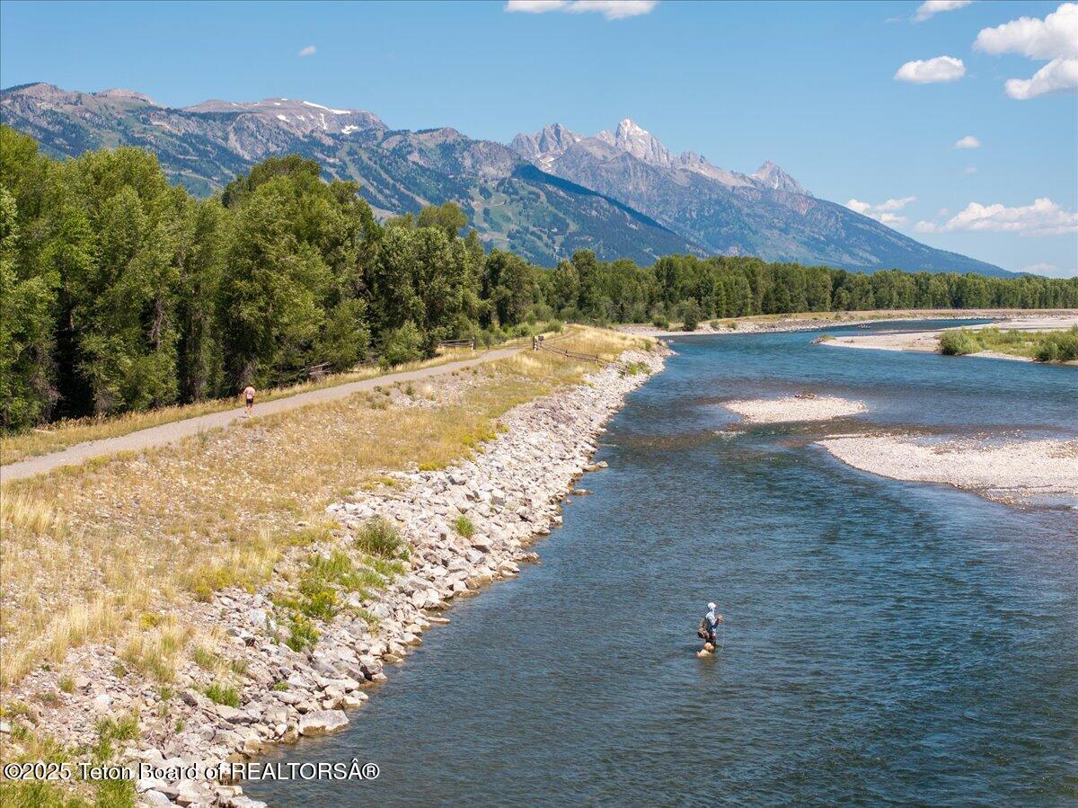 4260 W RIVER SPRINGS Drive