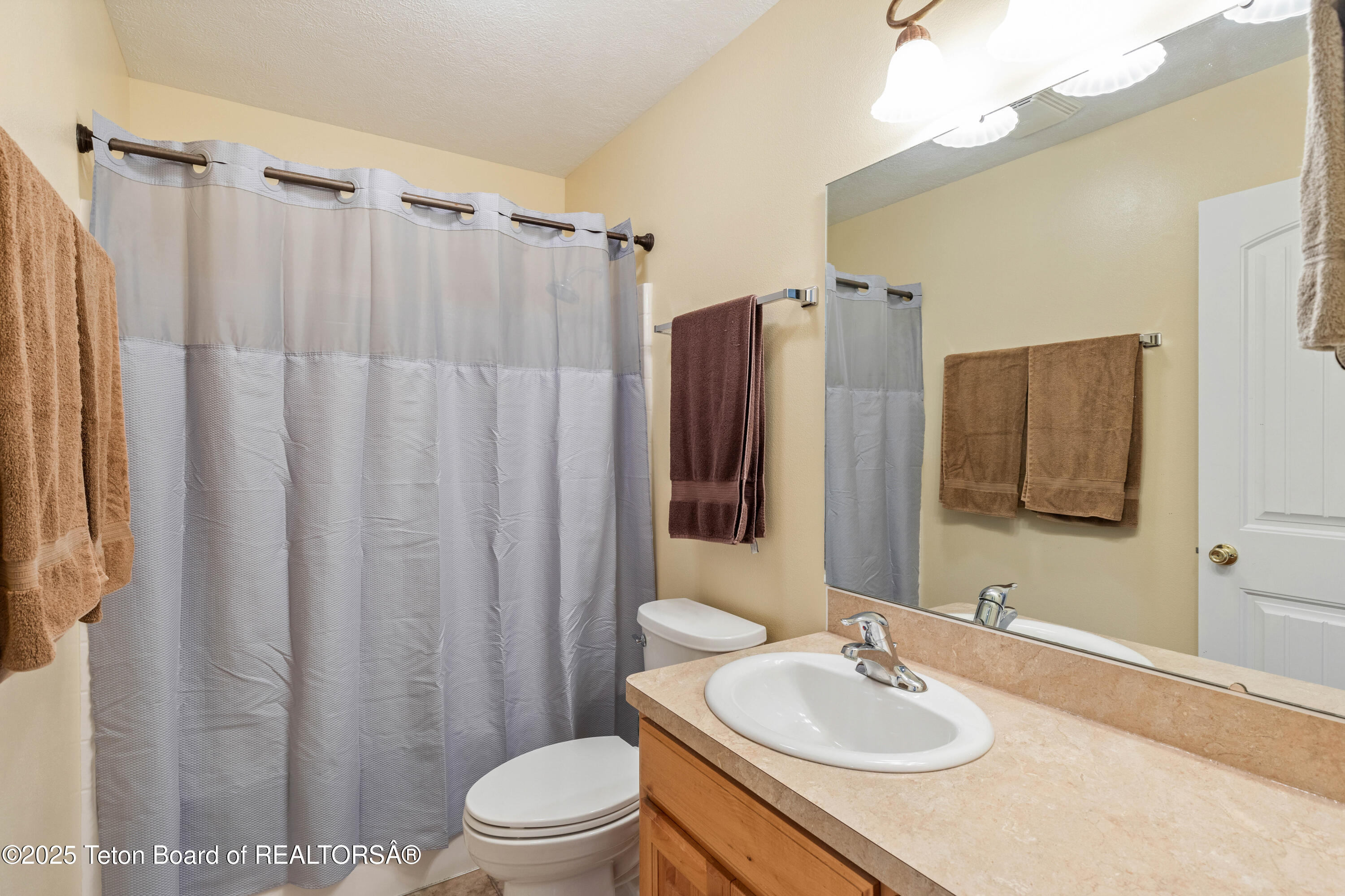 580 EAST COTTAGE Lane