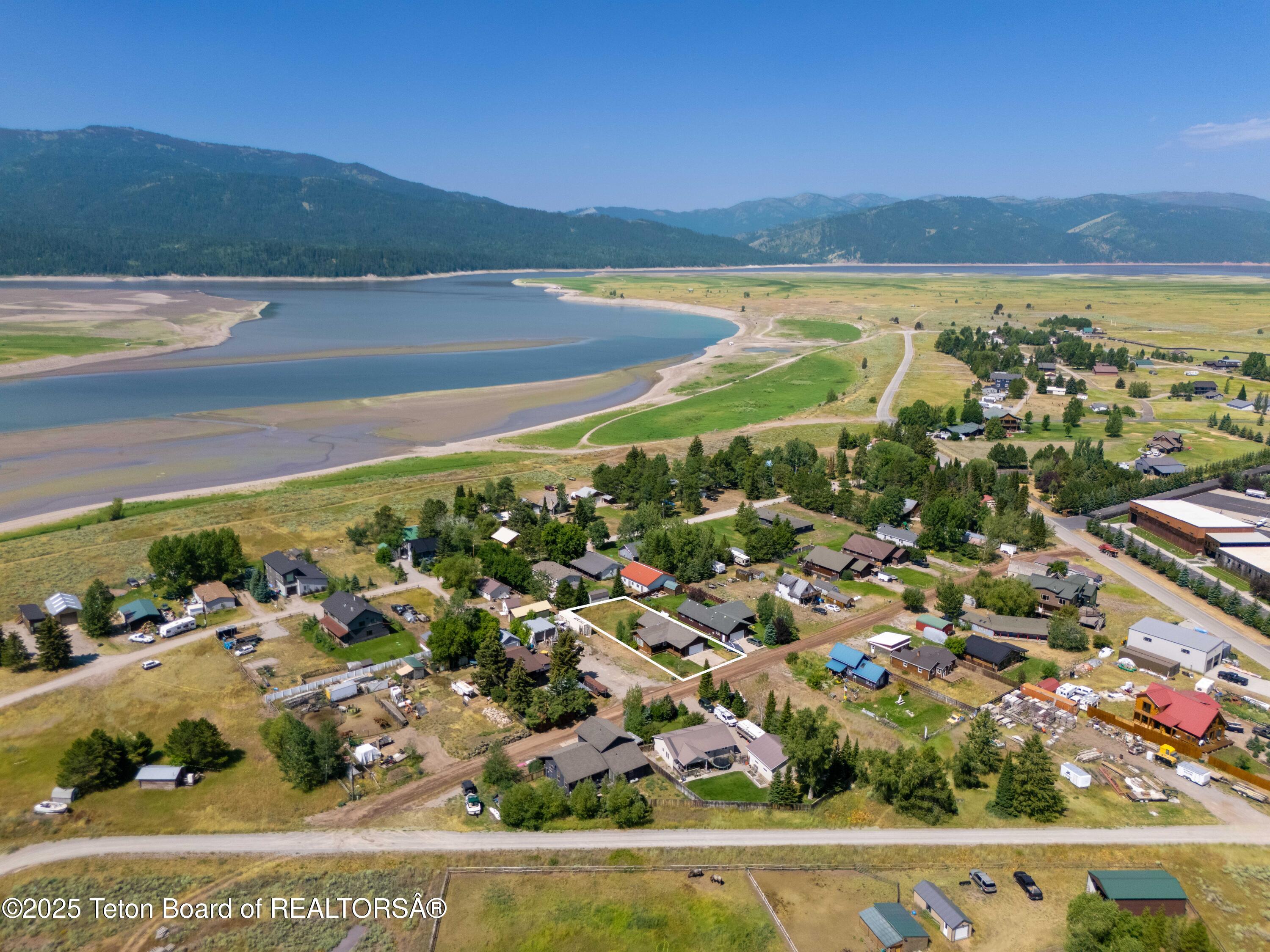 580 EAST COTTAGE Lane