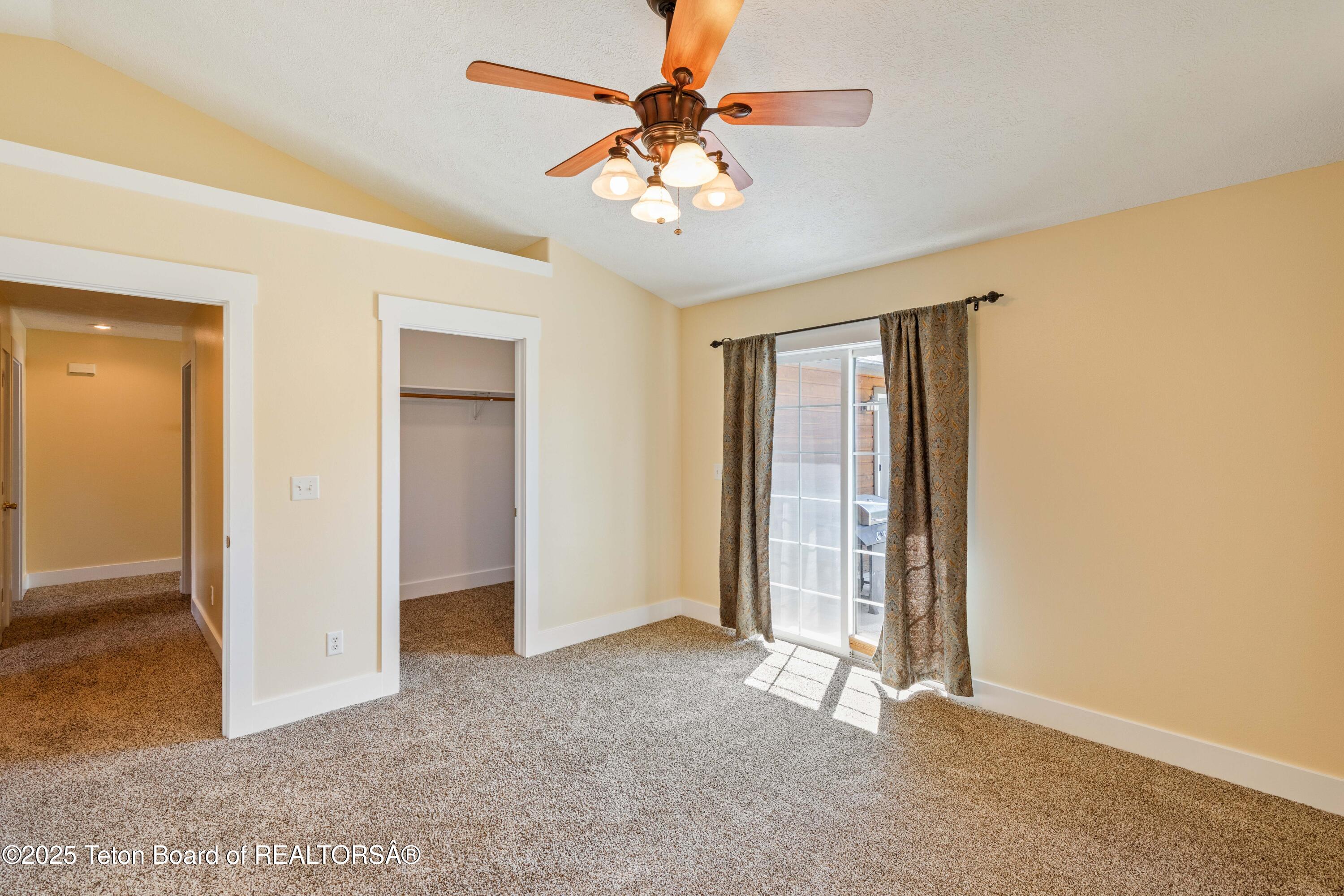 580 EAST COTTAGE Lane