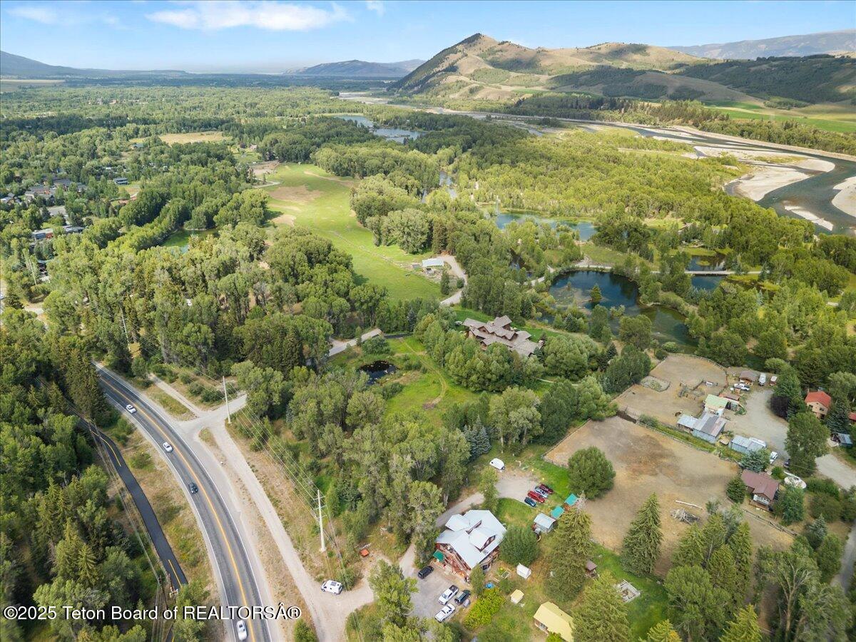 3932 W LINN RANCH Road