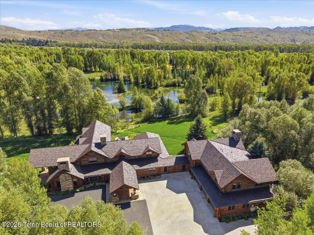 3932 W LINN RANCH Road
