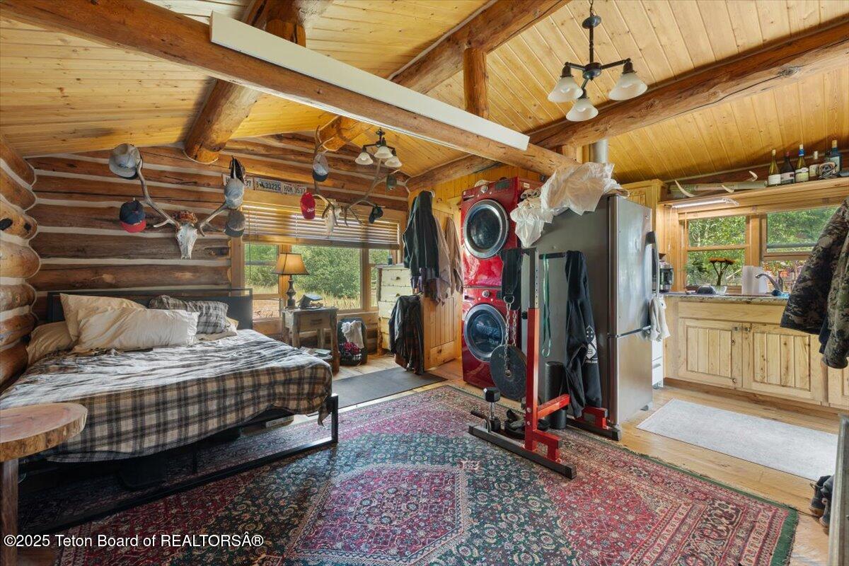 3932 W LINN RANCH Road