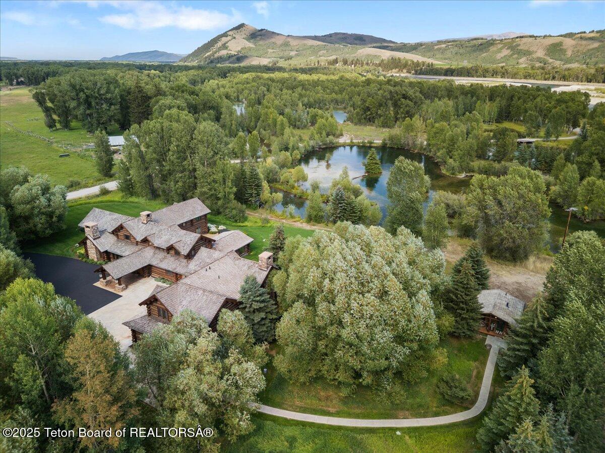 3932 W LINN RANCH Road