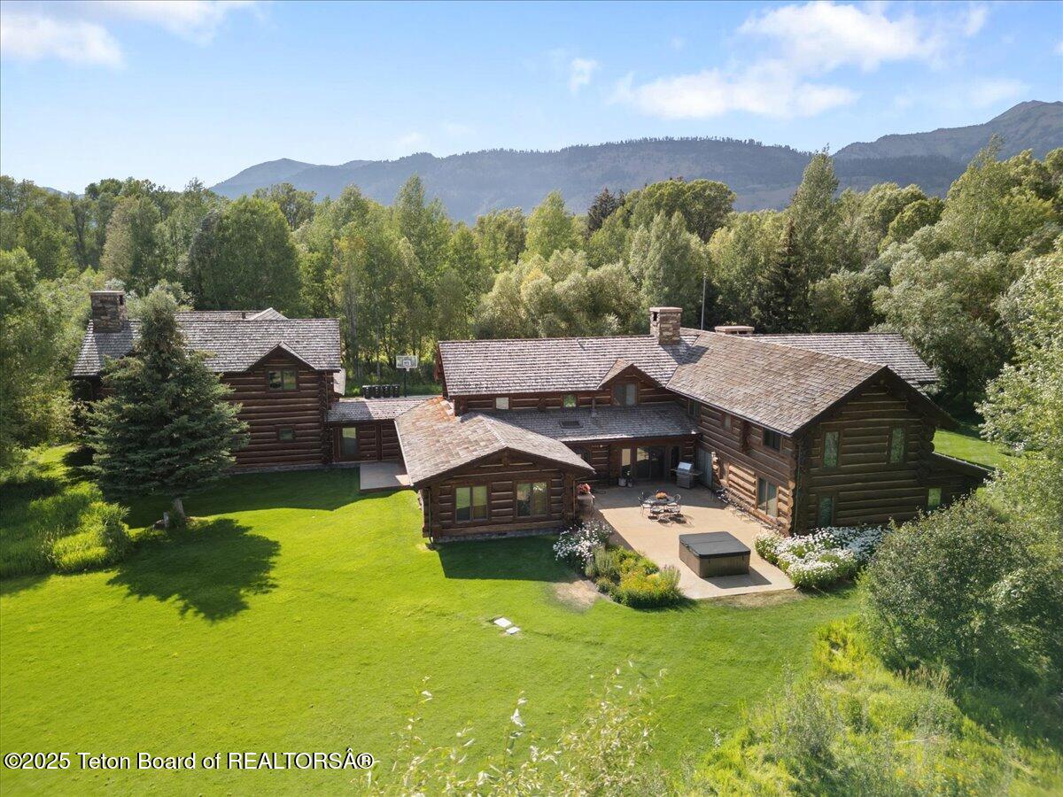 3932 W LINN RANCH Road