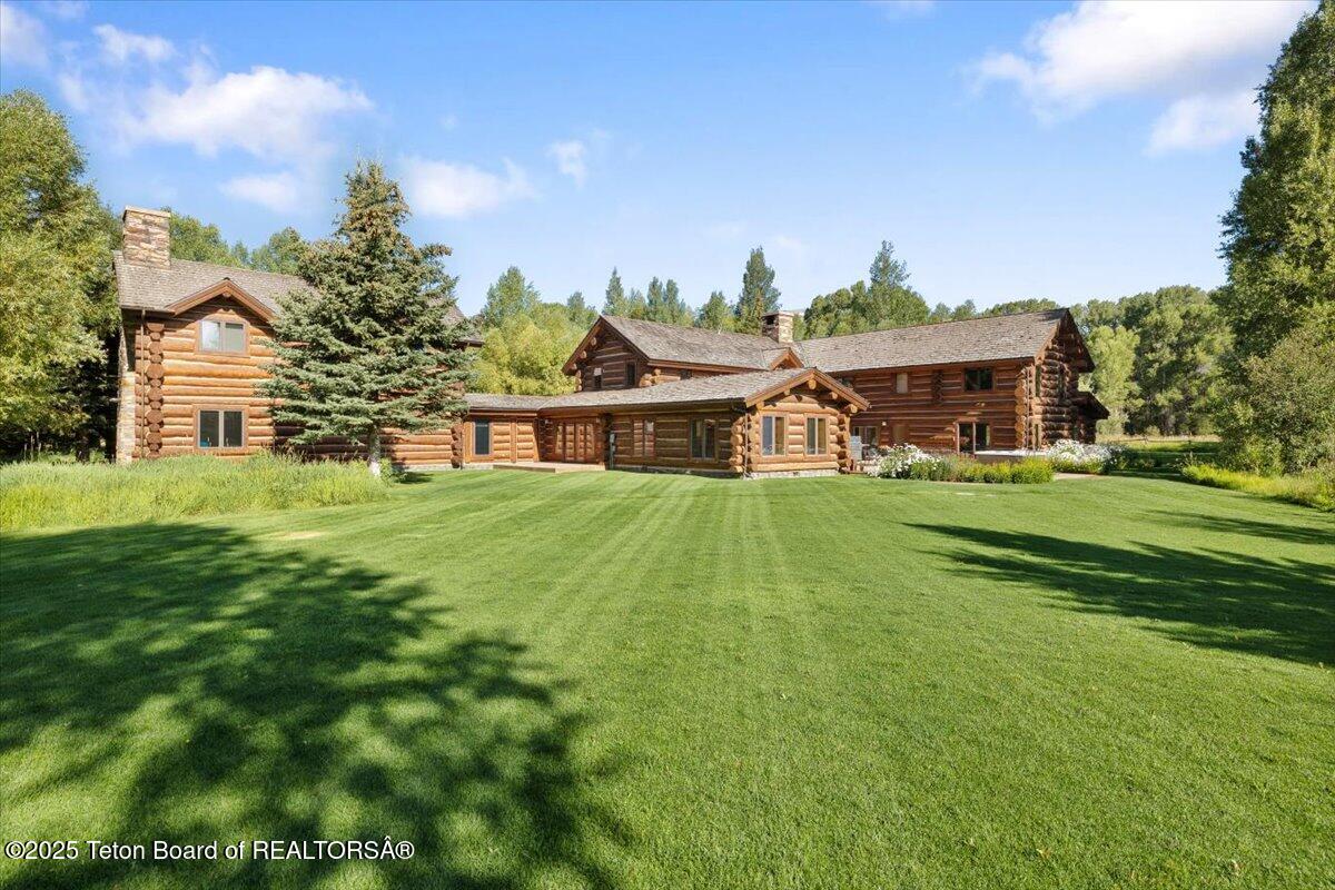 3932 W LINN RANCH Road