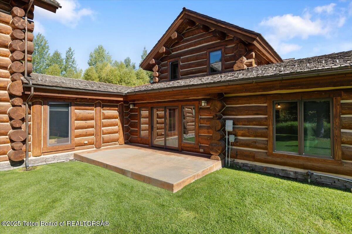3932 W LINN RANCH Road