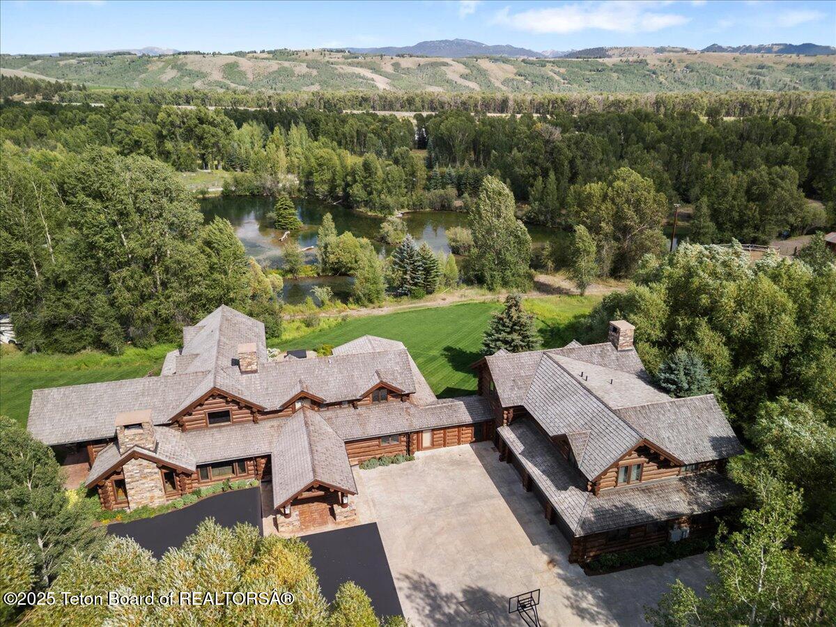 3932 W LINN RANCH Road
