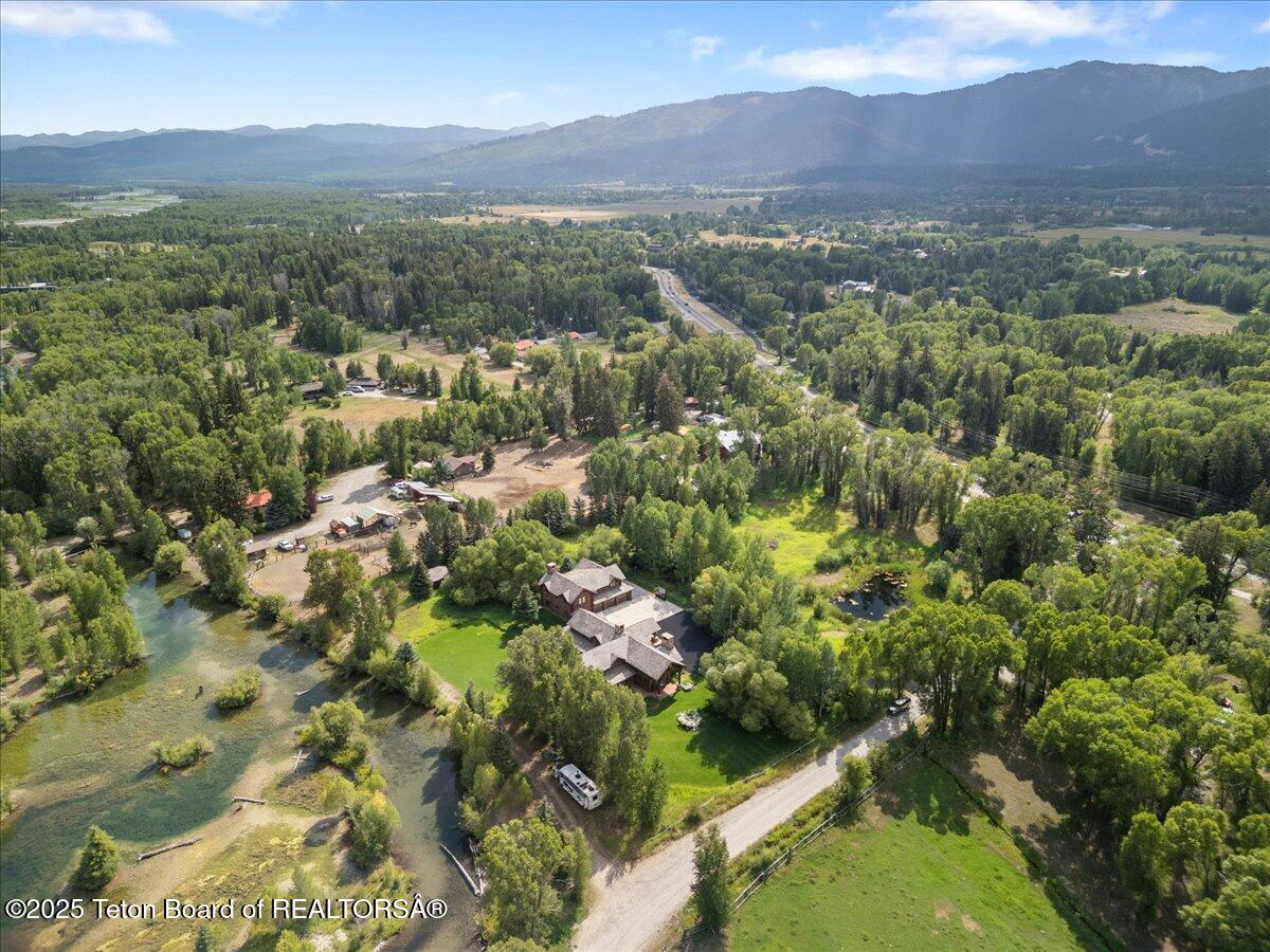 3932 W LINN RANCH Road