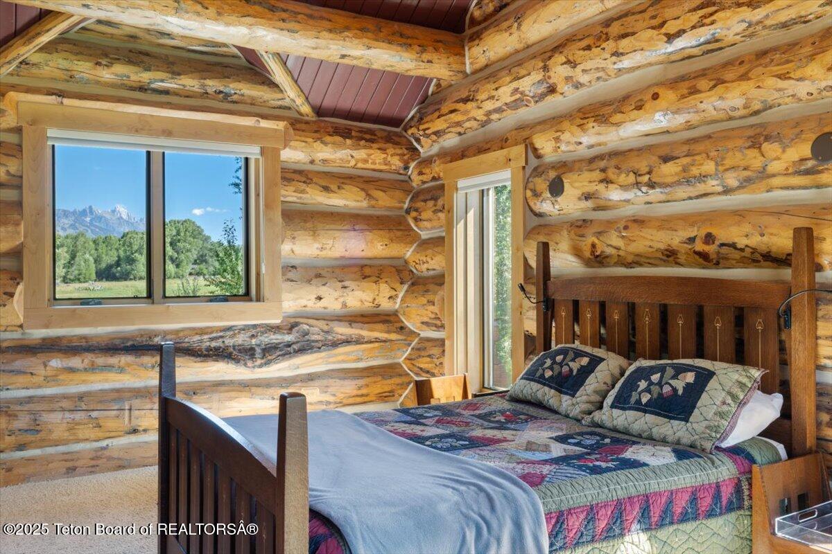 3932 W LINN RANCH Road