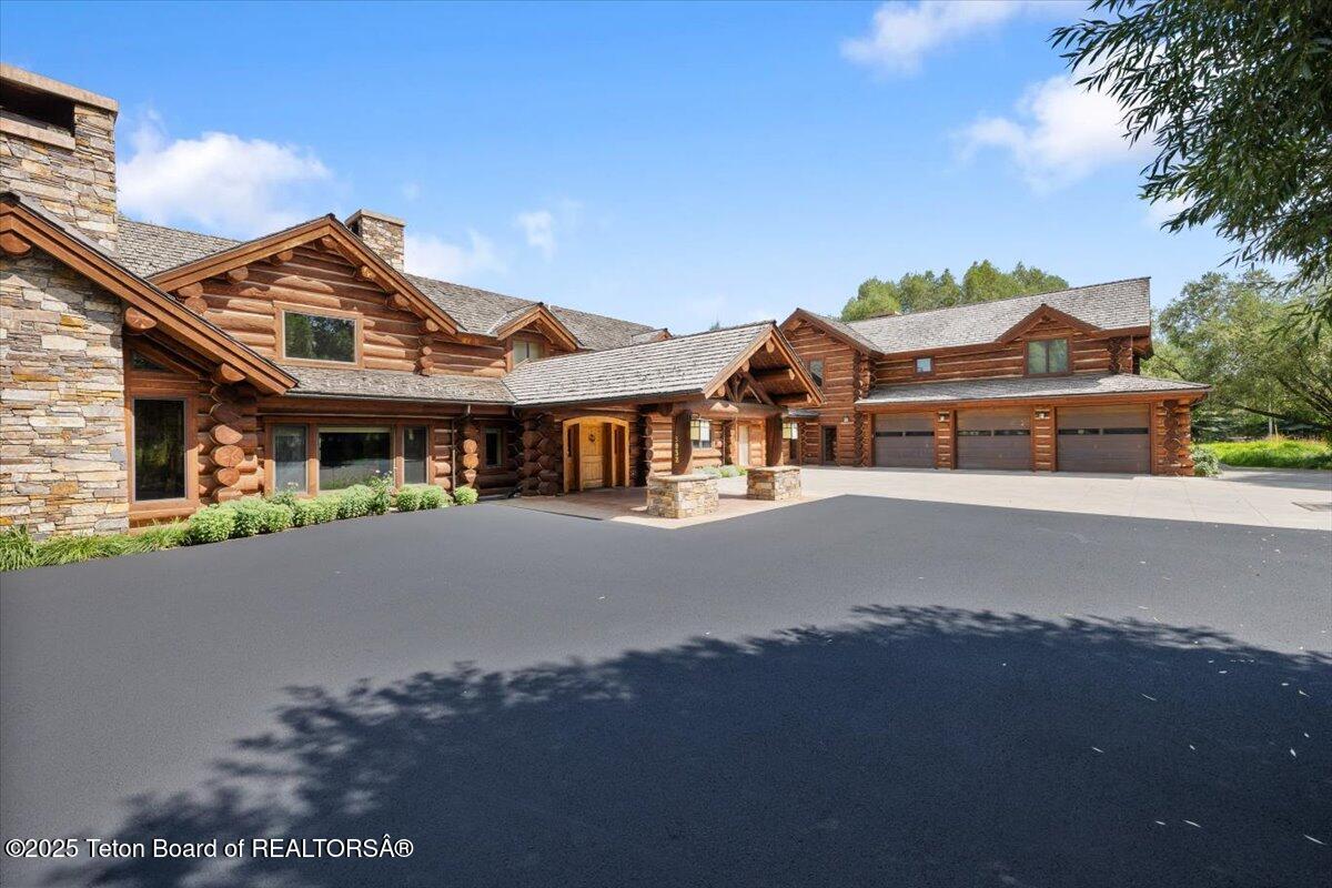 3932 W LINN RANCH Road
