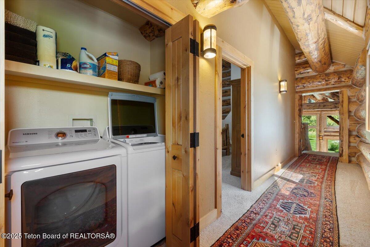 3932 W LINN RANCH Road