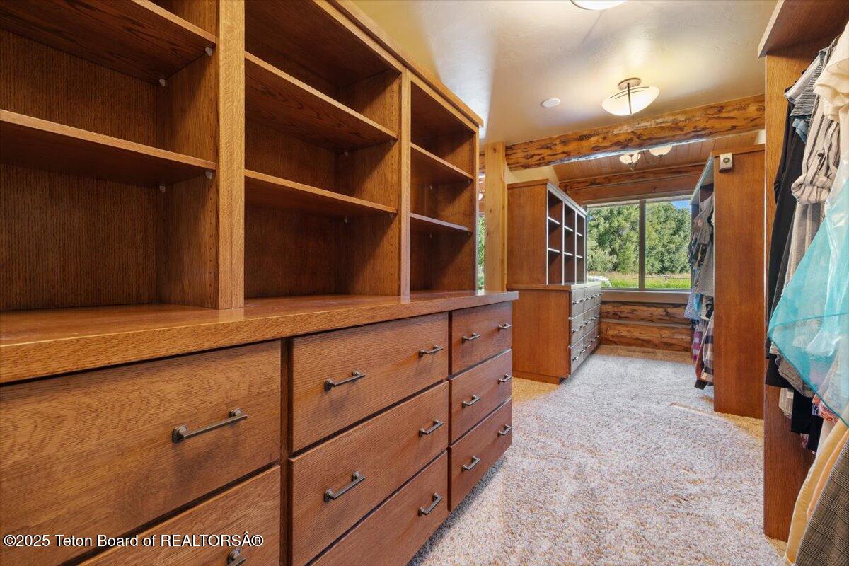 3932 W LINN RANCH Road