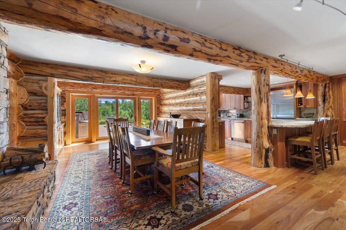 3932 W LINN RANCH Road