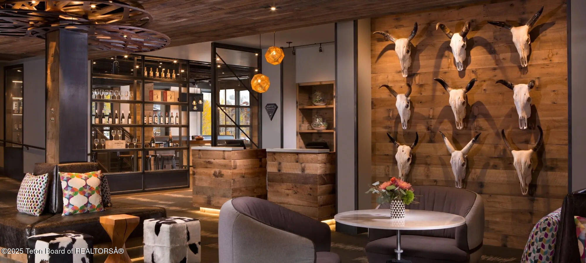 3335 W VILLAGE Drive, 523