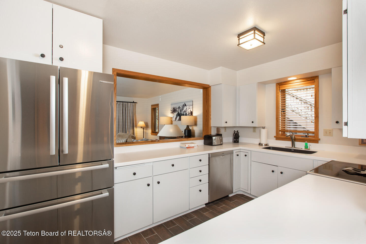 3675 W MICHAEL Drive, 9