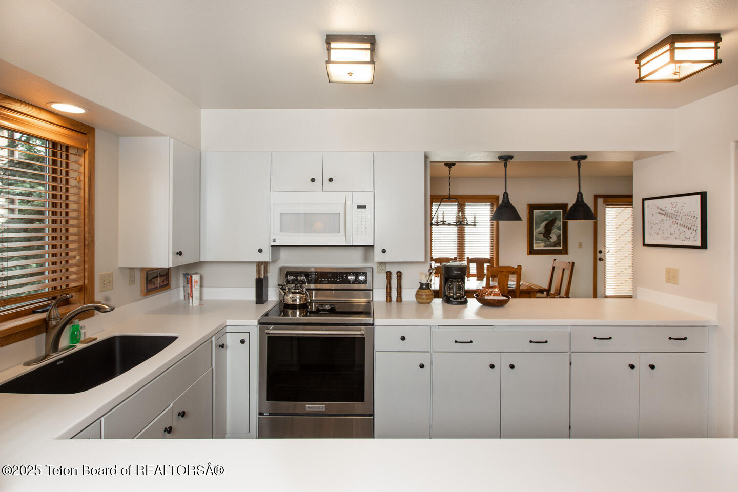 3675 W MICHAEL Drive, 9