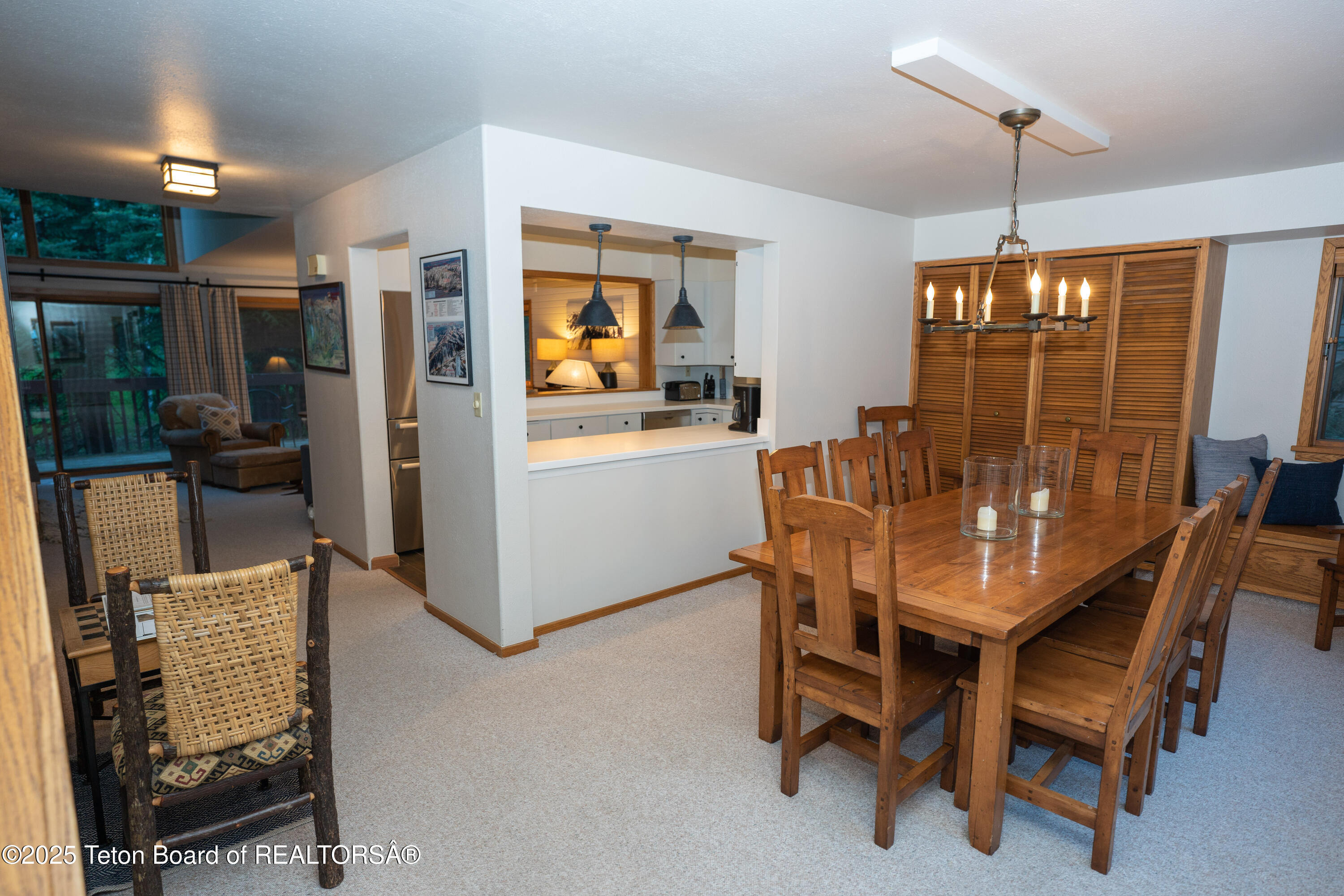 3675 W MICHAEL Drive, 9