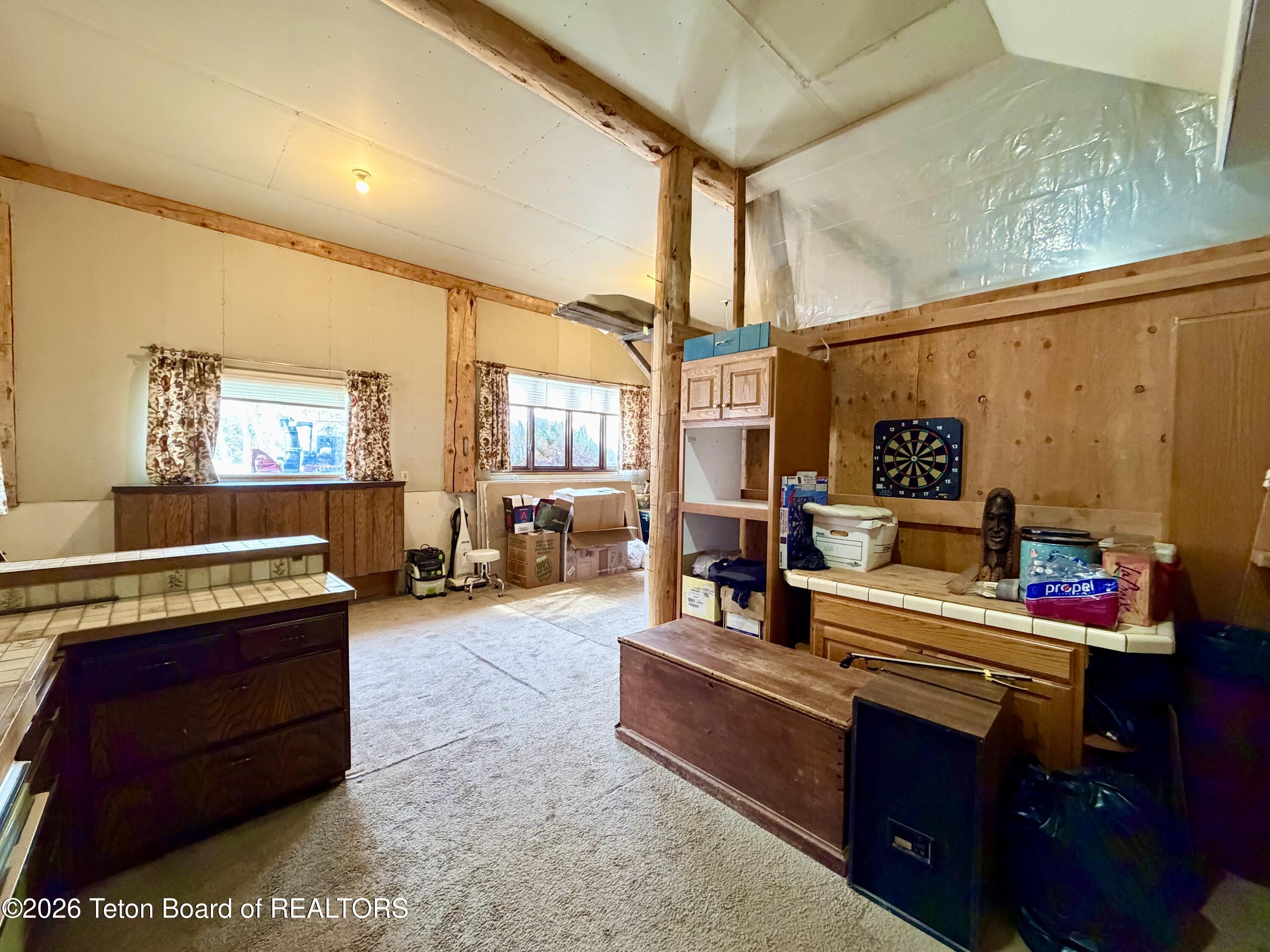 1035 E DEER CREEK Drive